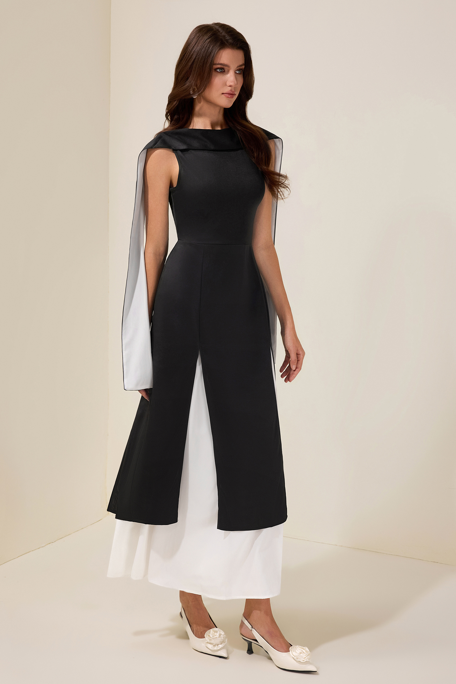 Round Neck Te-Up Contrast Color Midi Dress