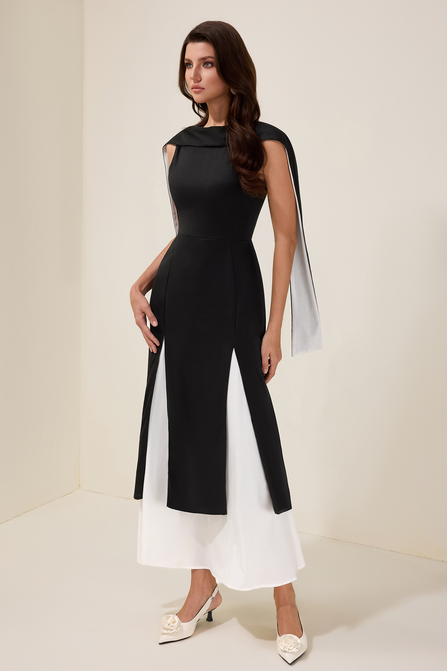 Round Neck Te-Up Contrast Color Midi Dress