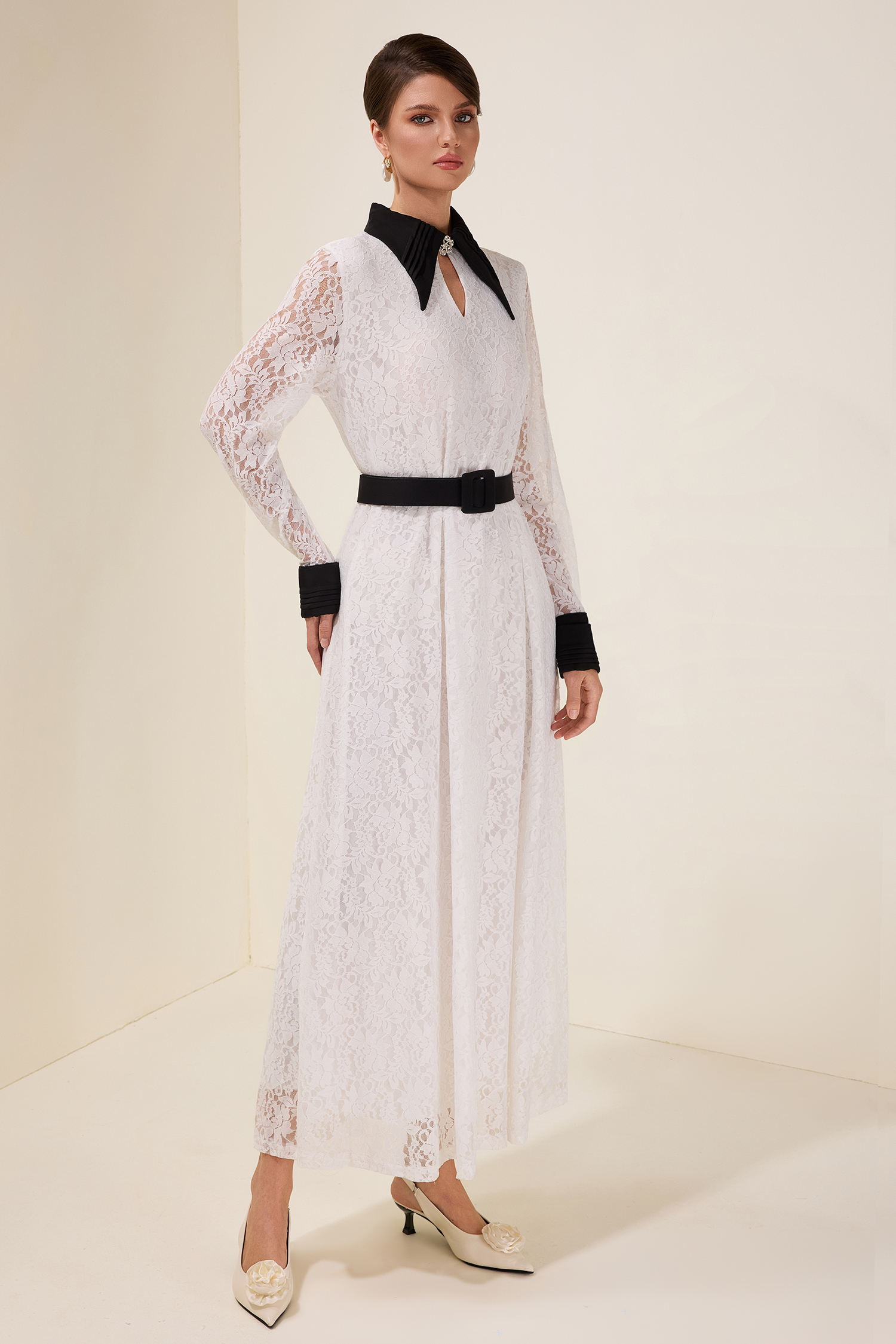 Lace Contrast Color Midi Dress With Belt