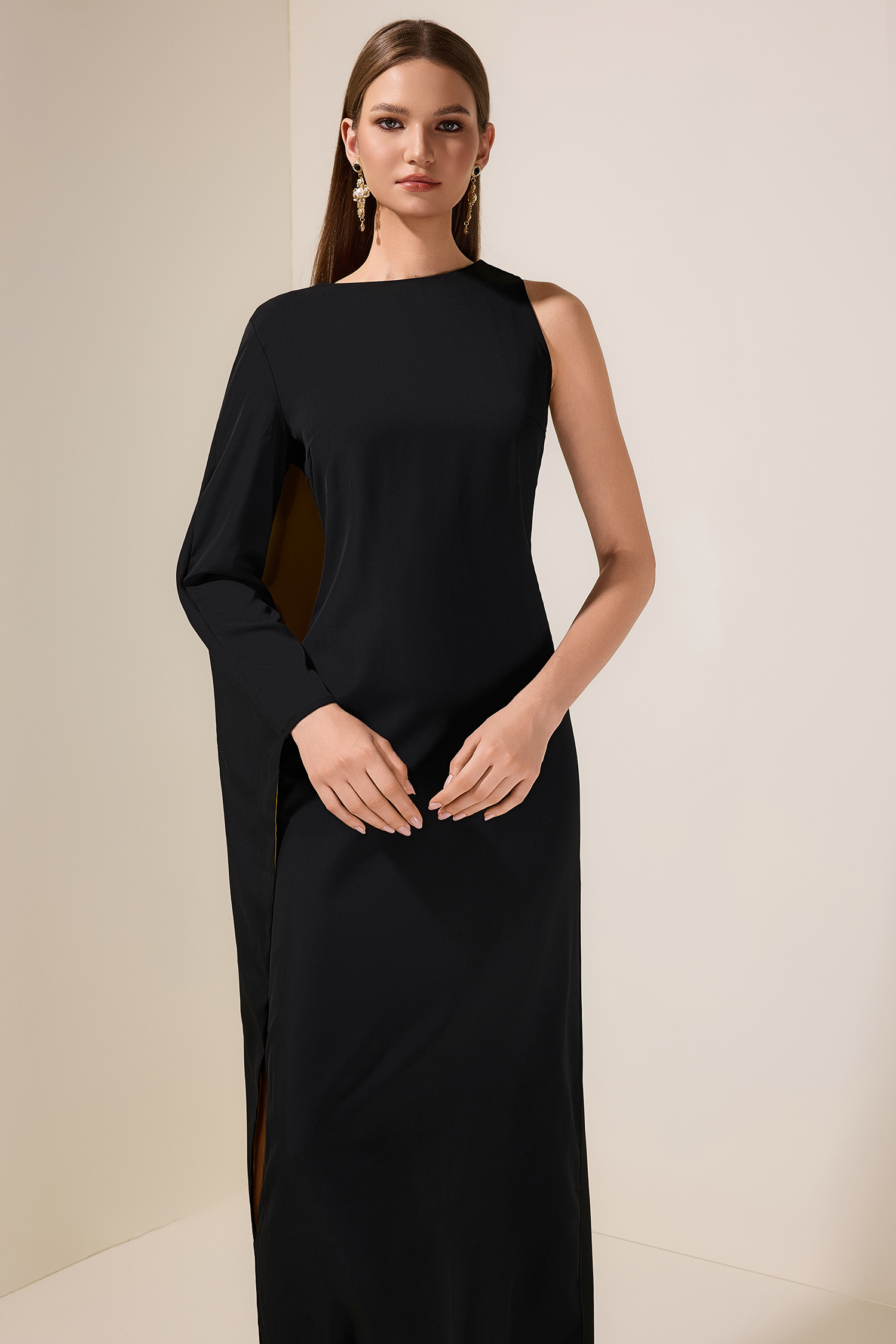 Contrast Color One Sleeve Maxi Dress