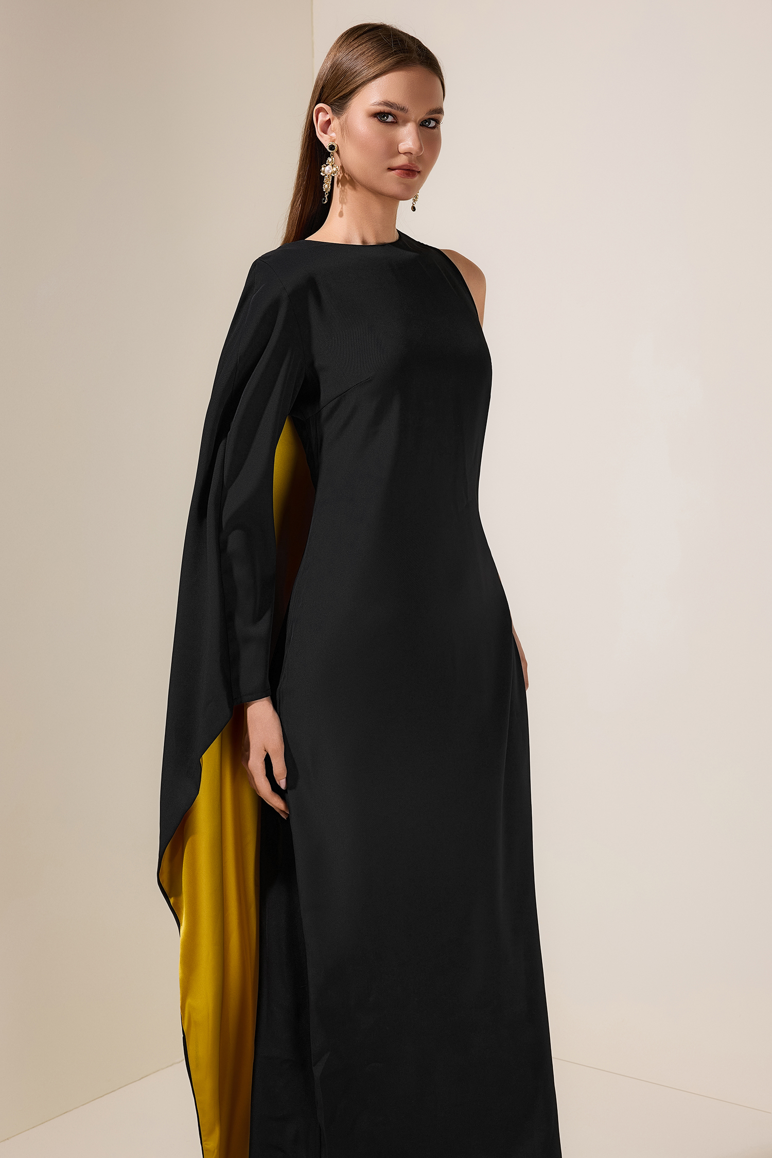 Contrast Color One Sleeve Maxi Dress