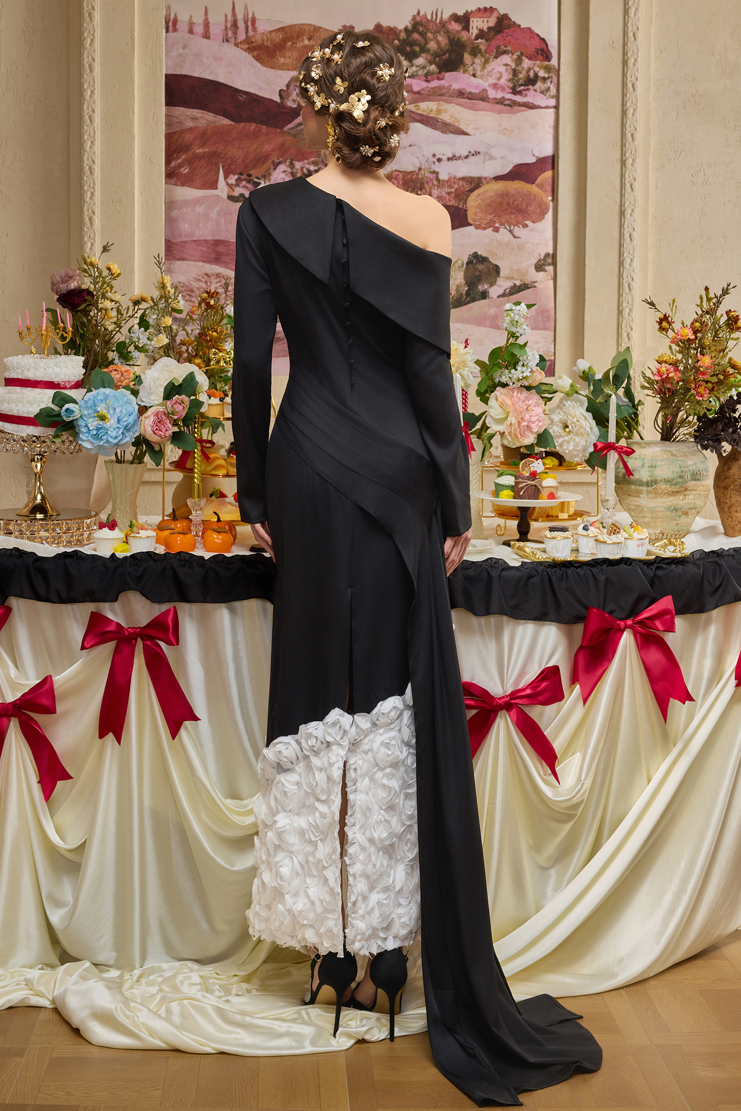 Contrast Color 3D Flower Skew Collar Maxi Dress