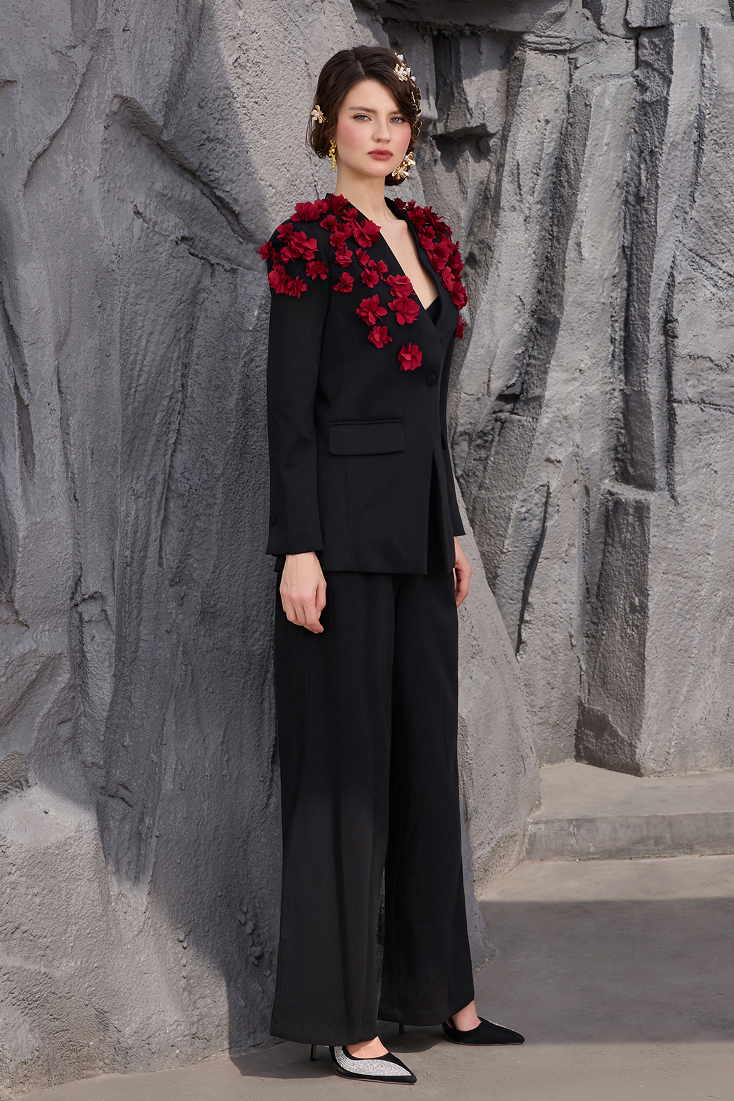 3D Flower V-Neck Top &  Loose Pants Set