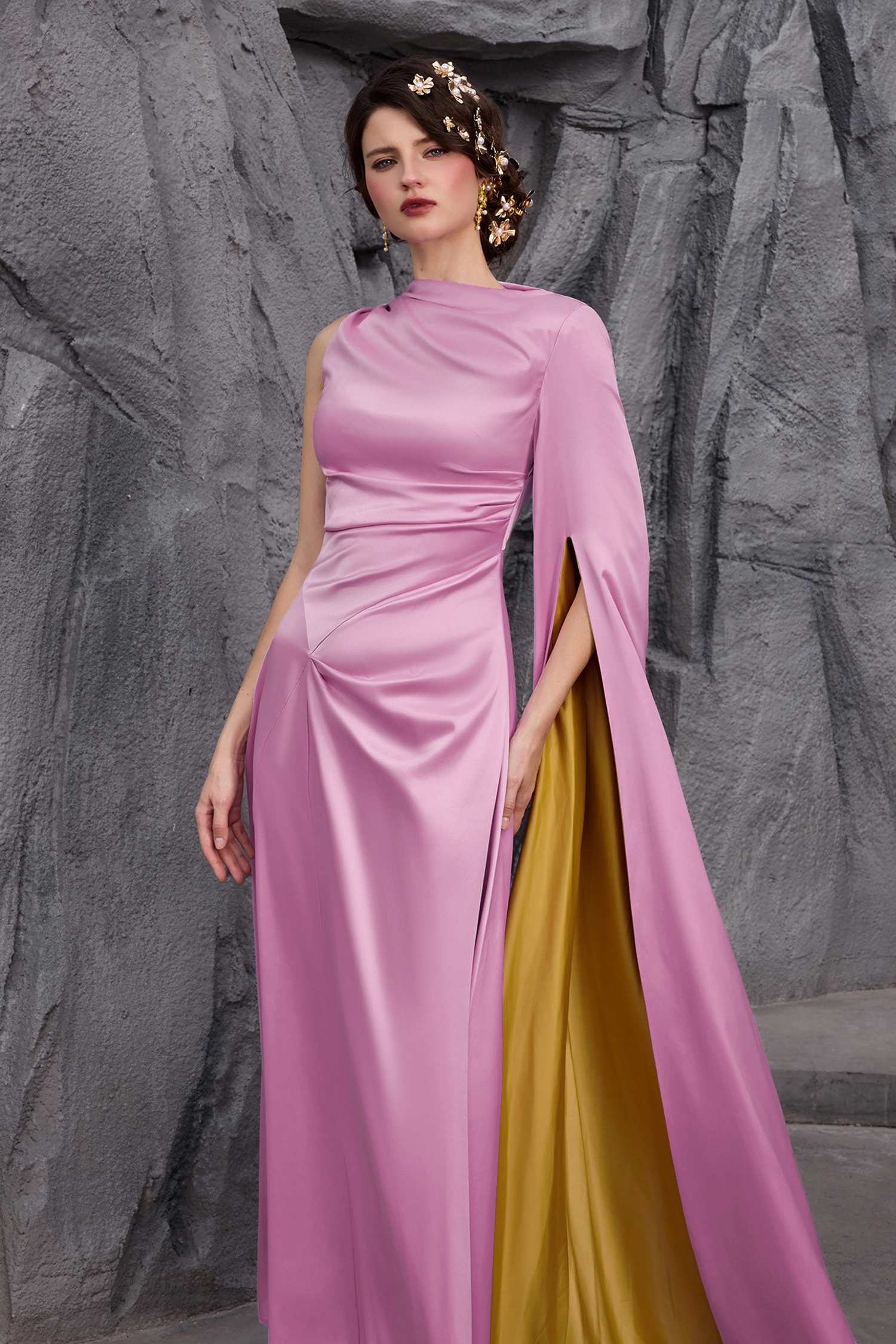 Contrast Color Gathering One Sleeve Maxi Dress