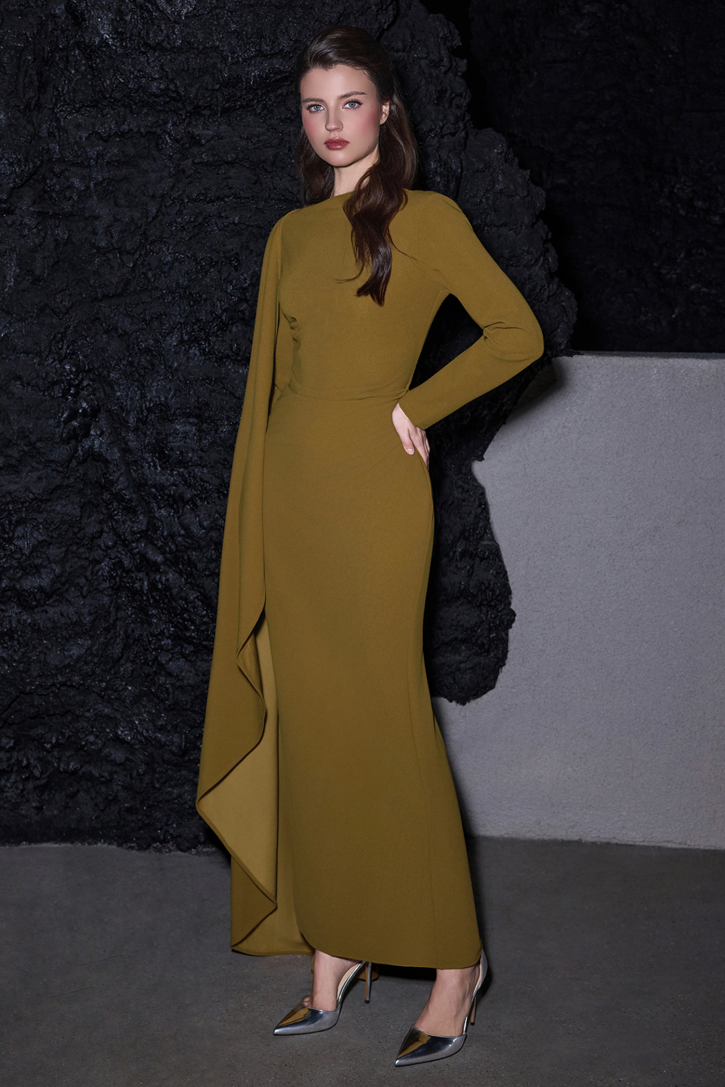 Pleated Round Neck Cape Maxi Dress