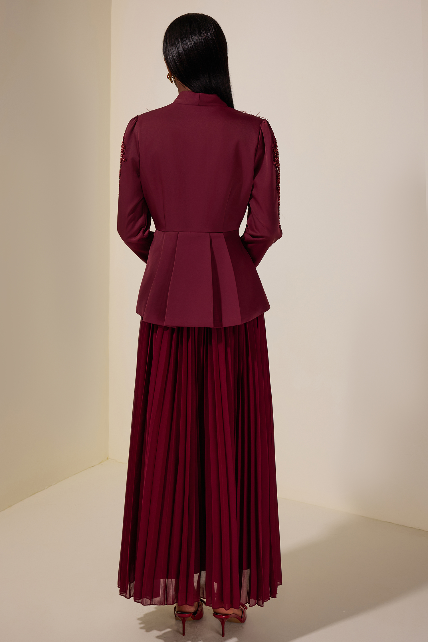 Chiffon Pleated Midi Dress With Nail Bead Embroidery Outerwear