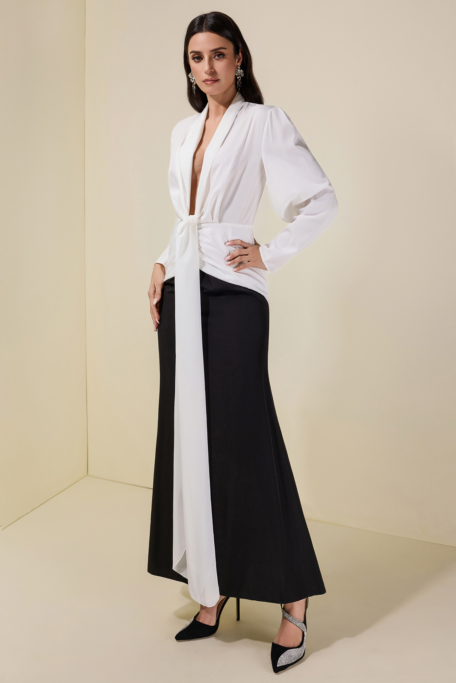 Contrast Color Splicing Lace-Up Maxi Dress