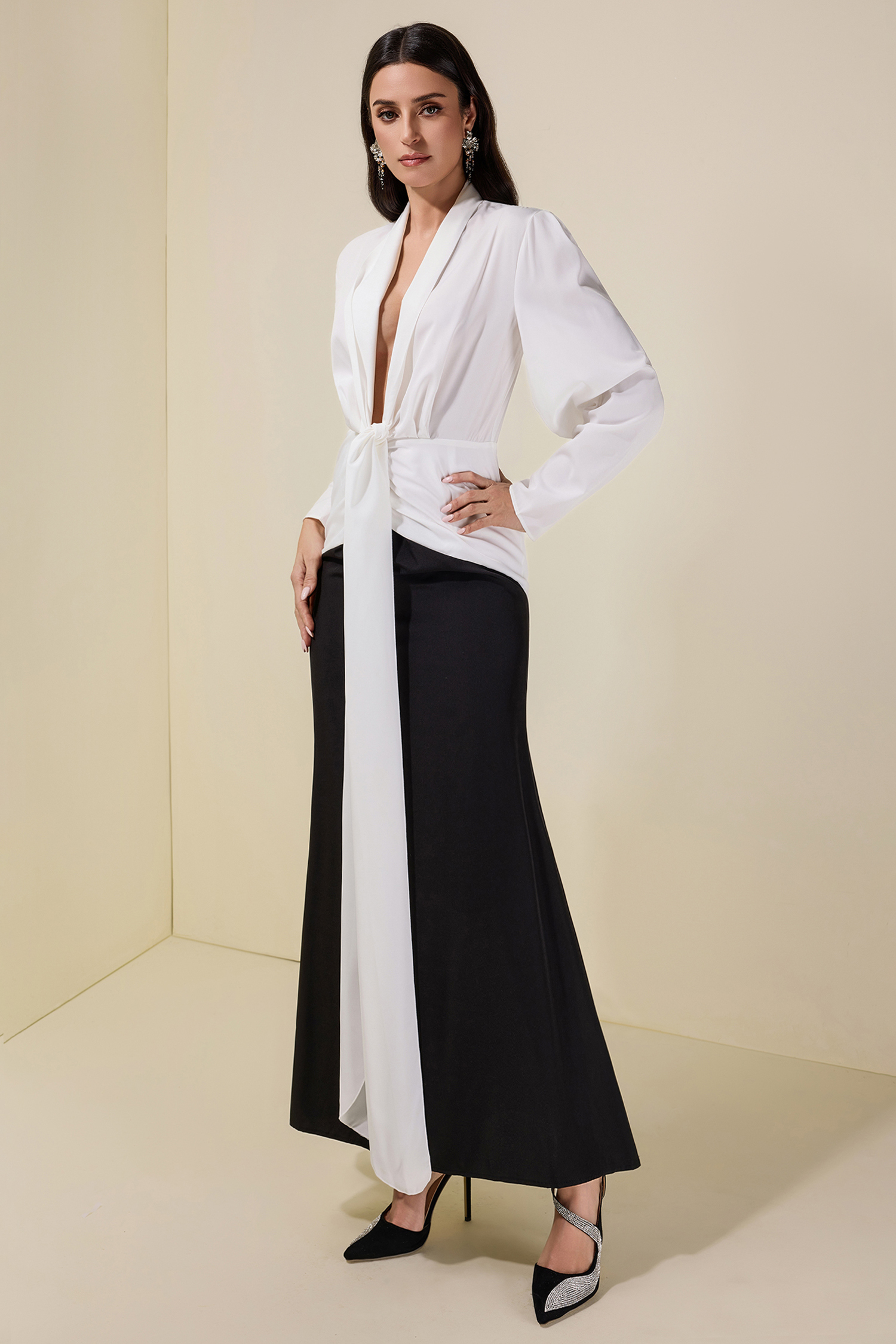 Contrast Color Splicing Lace-Up Maxi Dress