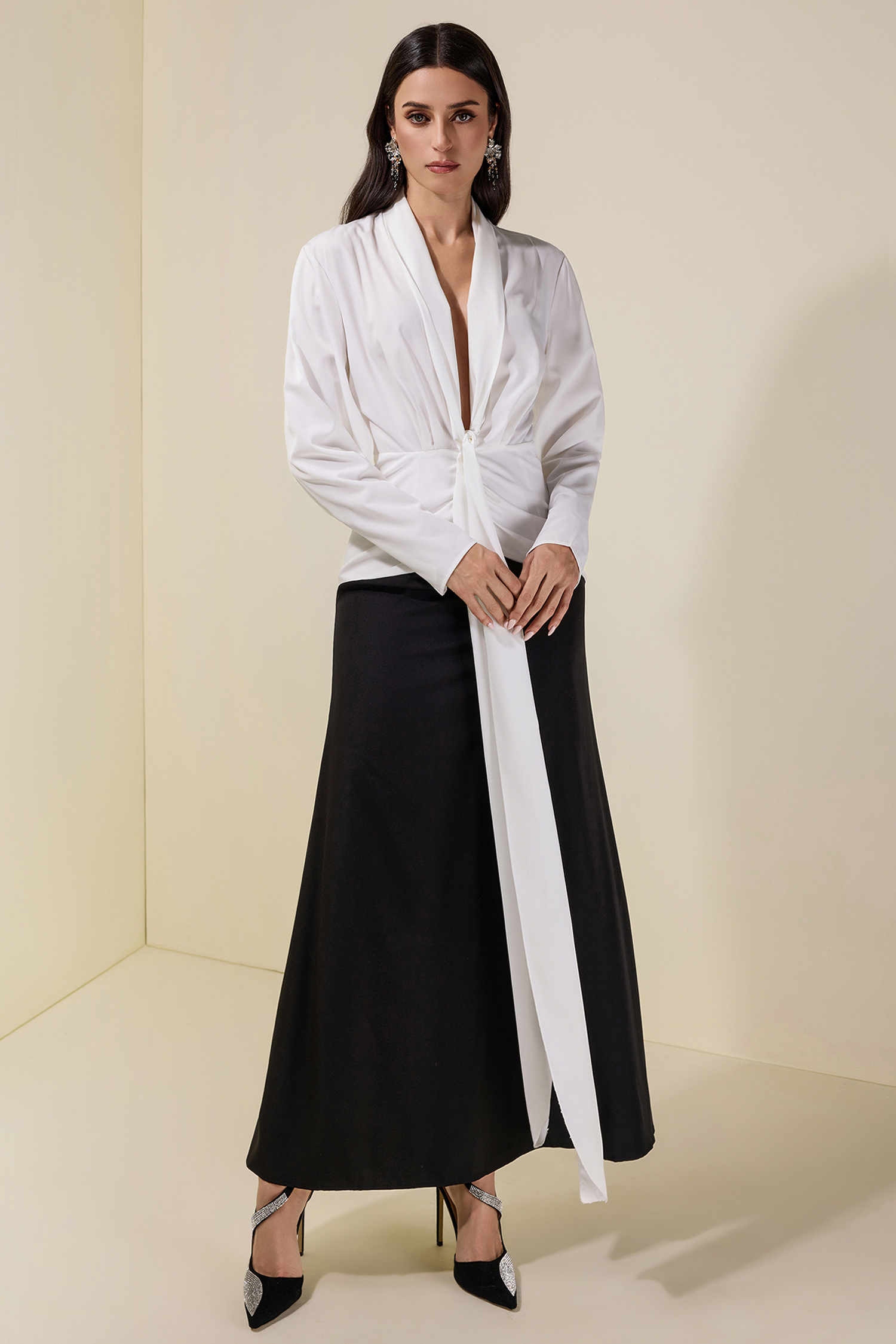 Contrast Color Splicing Lace-Up Maxi Dress