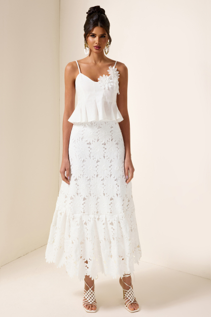 3D Floral Top ＆ High Waist Embroidered Skirt Set