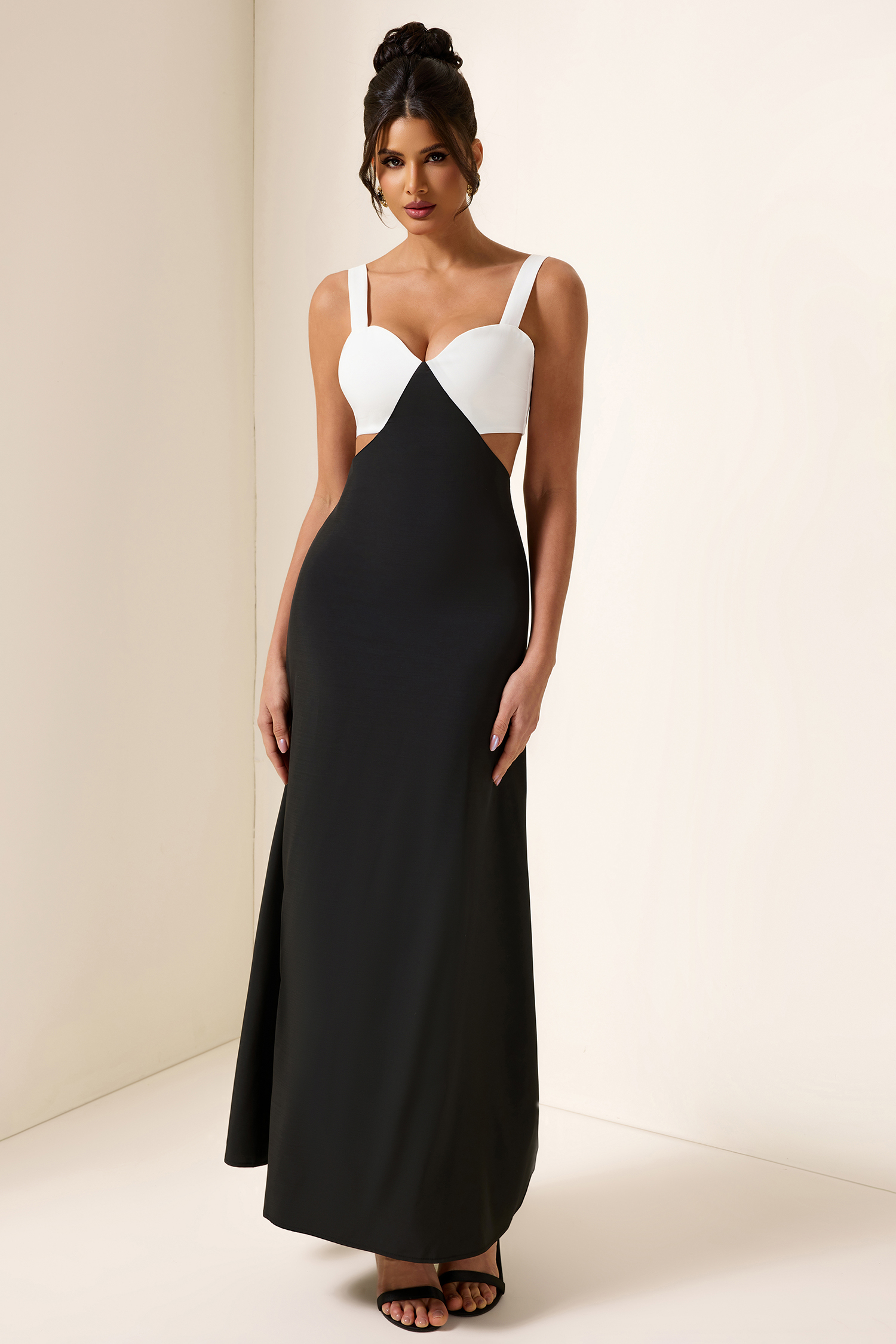 Contrast Color Square Neck Cut-Out Midi Dress