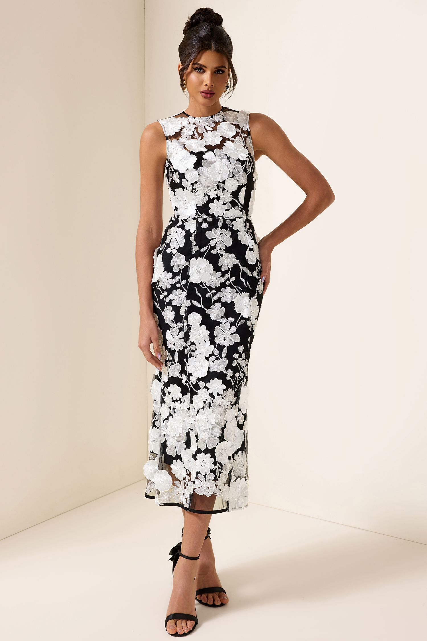 3D Flower Round Neck Sleeveless Midi Dress