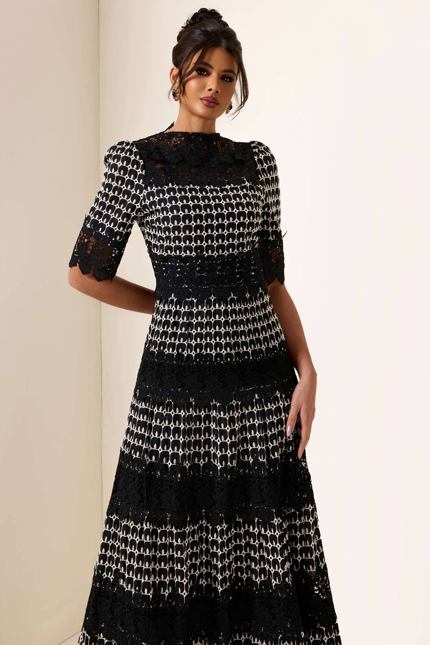 Ulla Lace Embroidery Midi Dress
