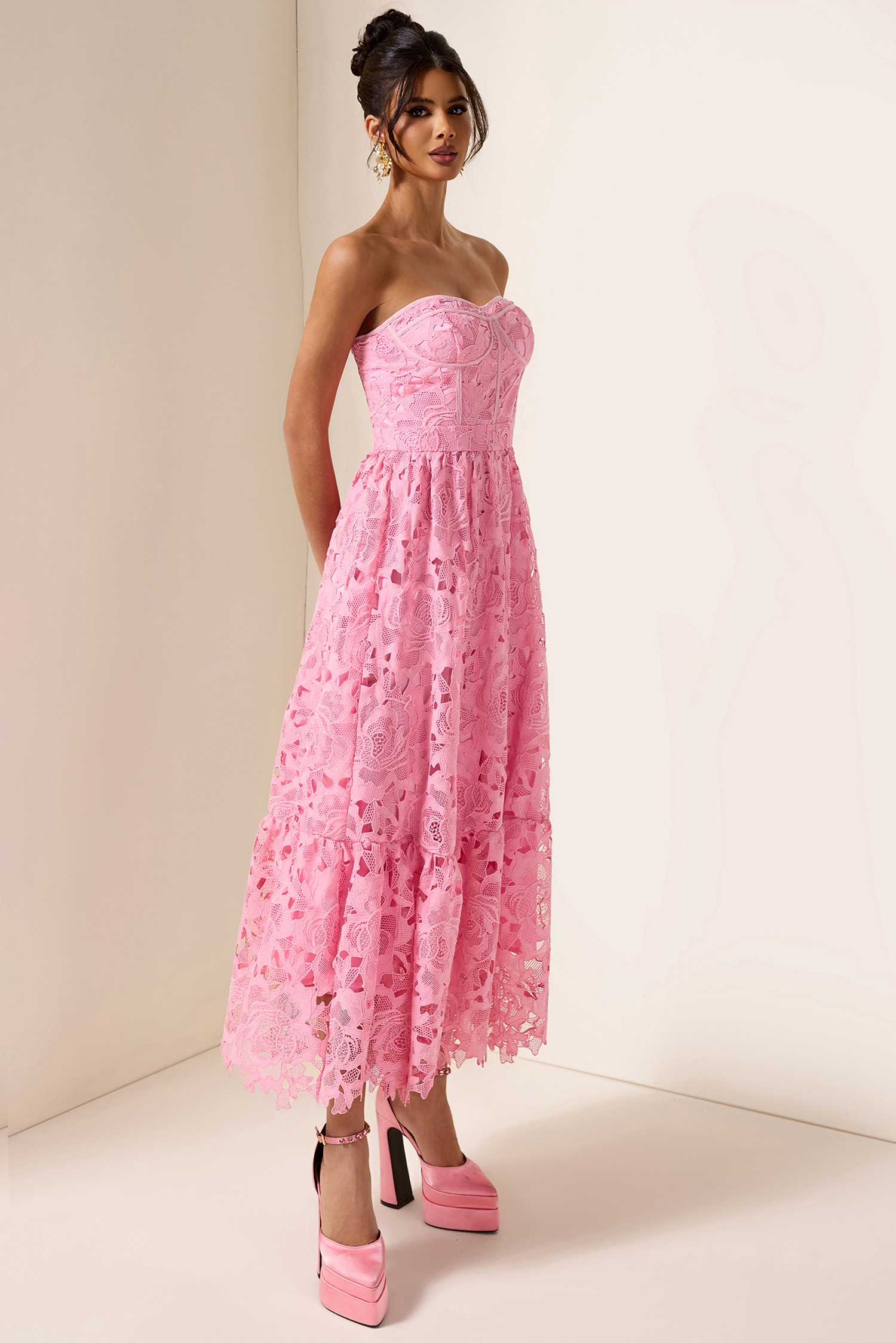 Solid Lace Sleeveless Midi Dress