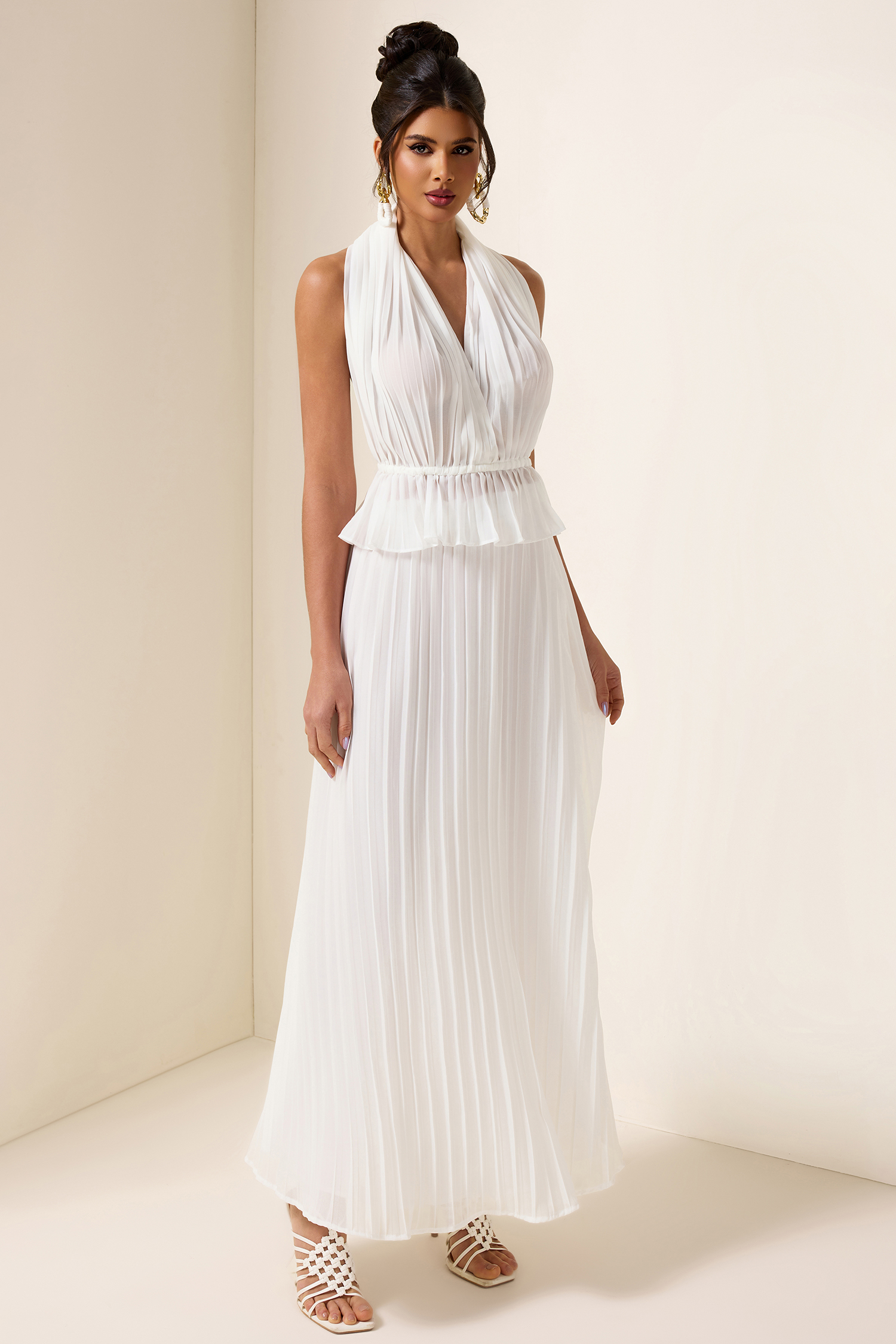 Solid Ruched Top ＆ Mid Waist Pleated Skirt Set