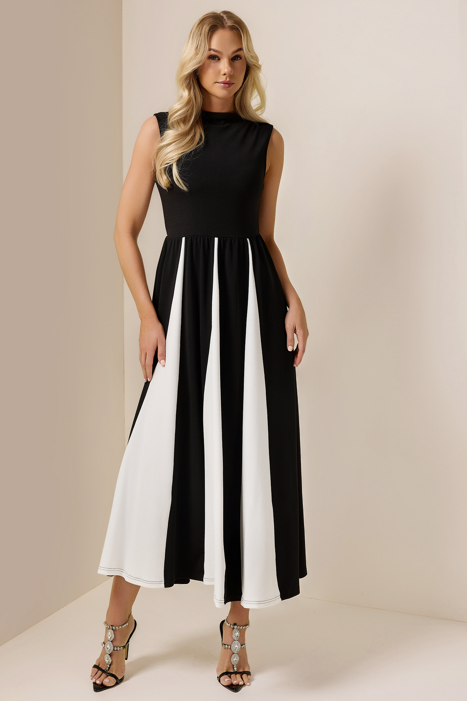 Contrast Color Round Neck Sleeveless Midi Dress