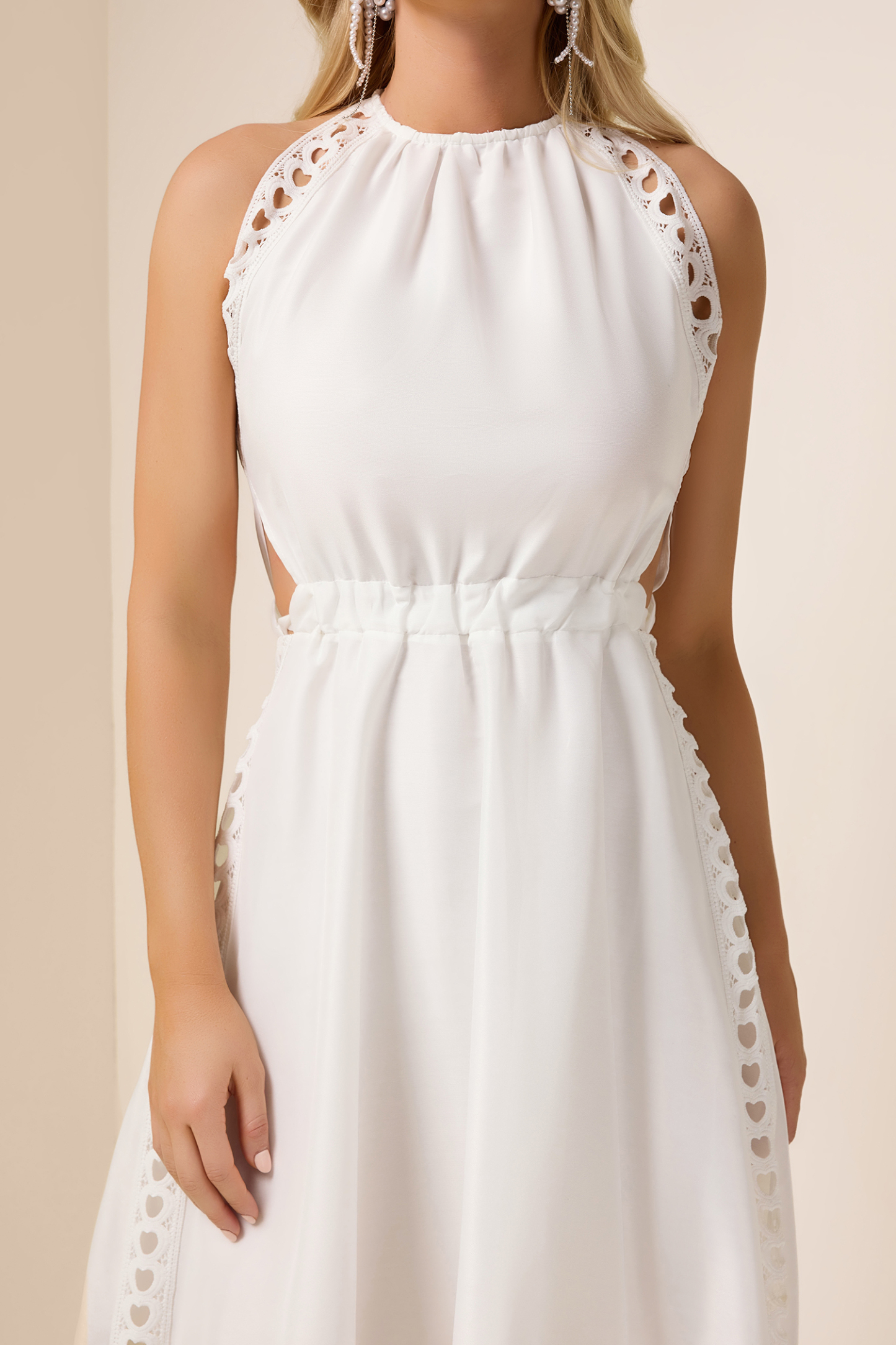 Solid Heart Shape Lace Halter Neck Midi Dress