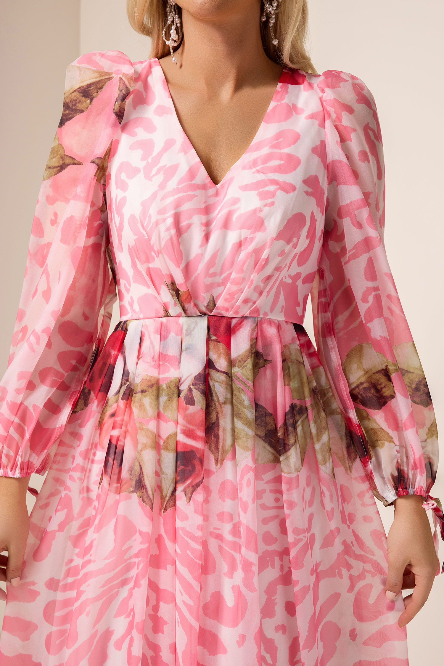 Floral V-Neck Long Sleeve Maxi Dress