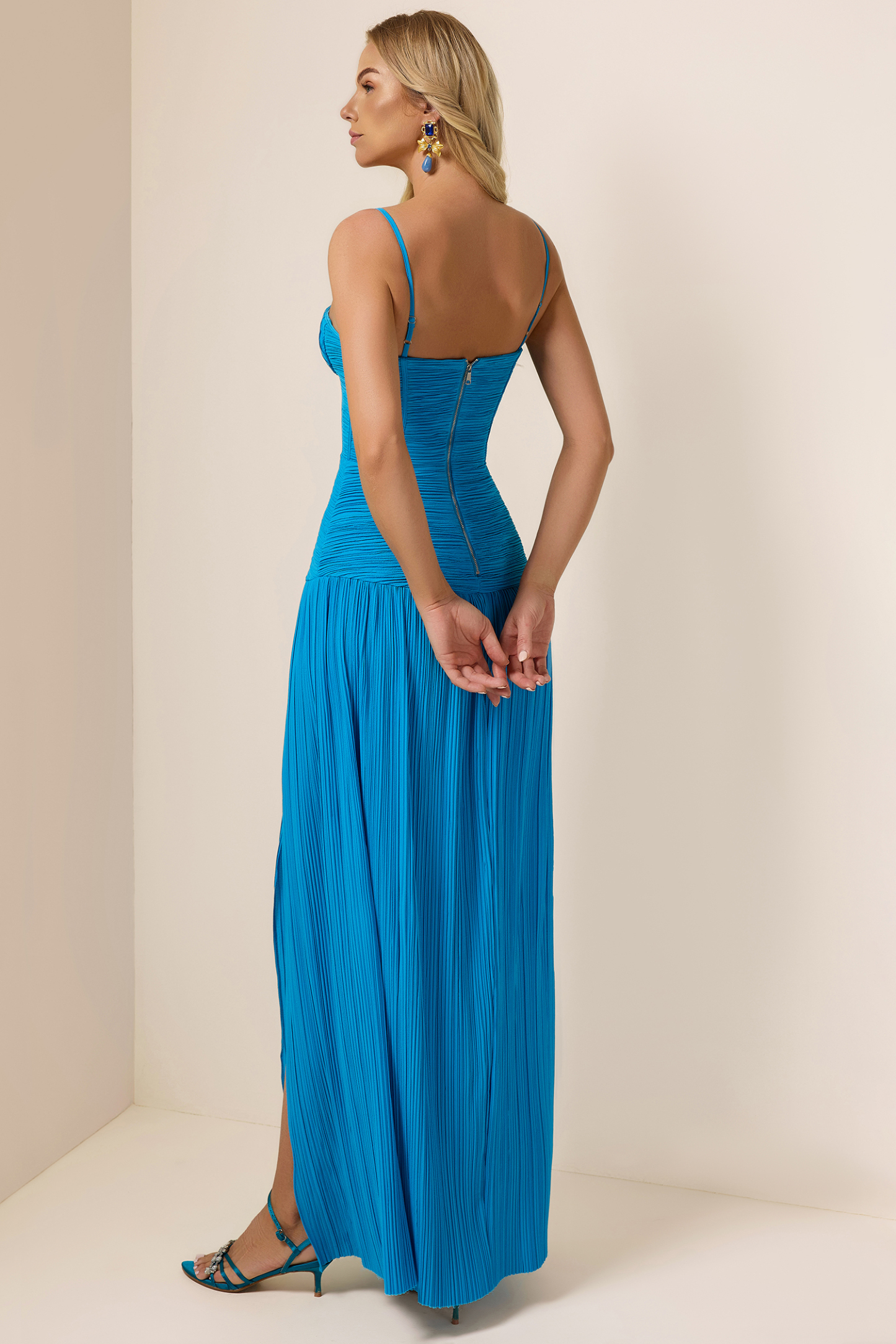 Solid Pleated Sleeveless Maxi Dress