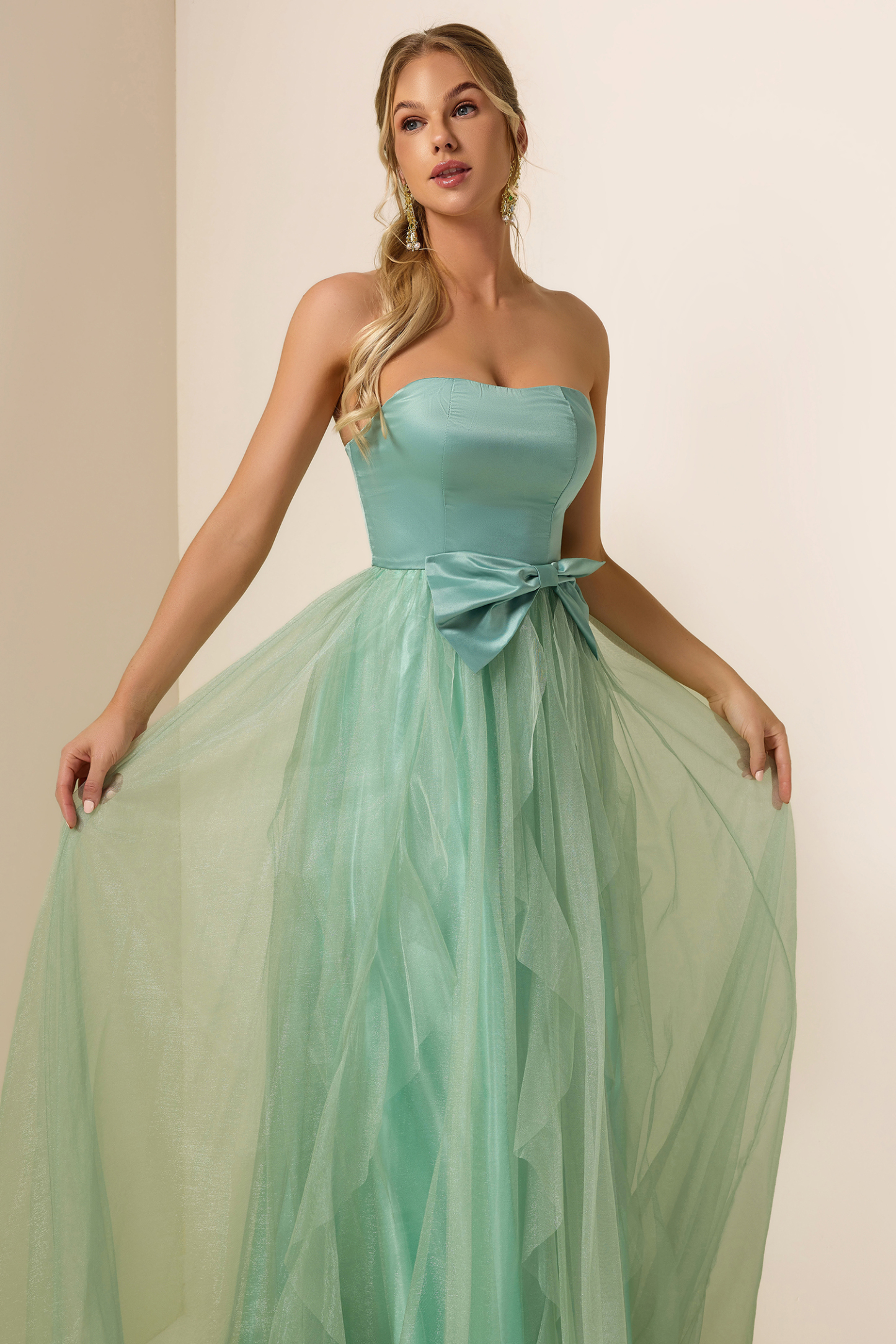 Bow Splicing Off-Shoulder Maxi Dress