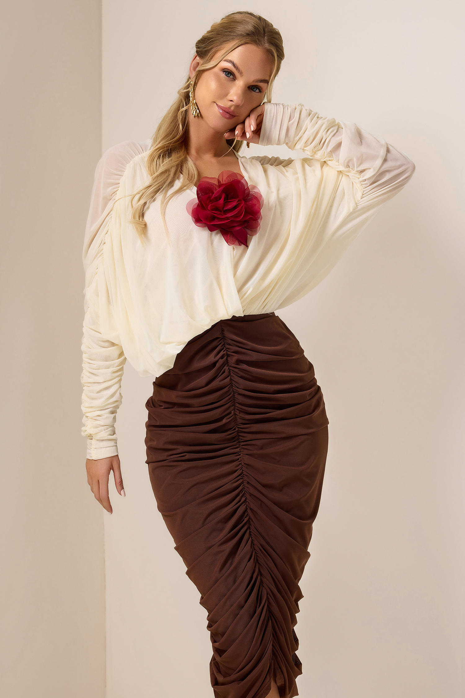 3D Flower Shirring V-Neck Midi Dress