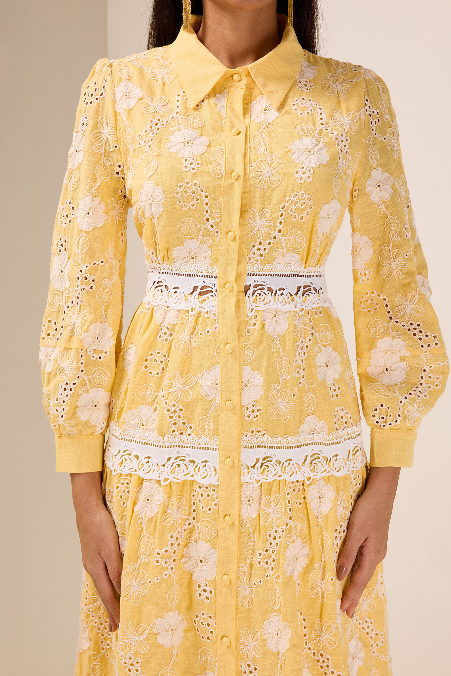 Lace Floral Flapped Midi Dress