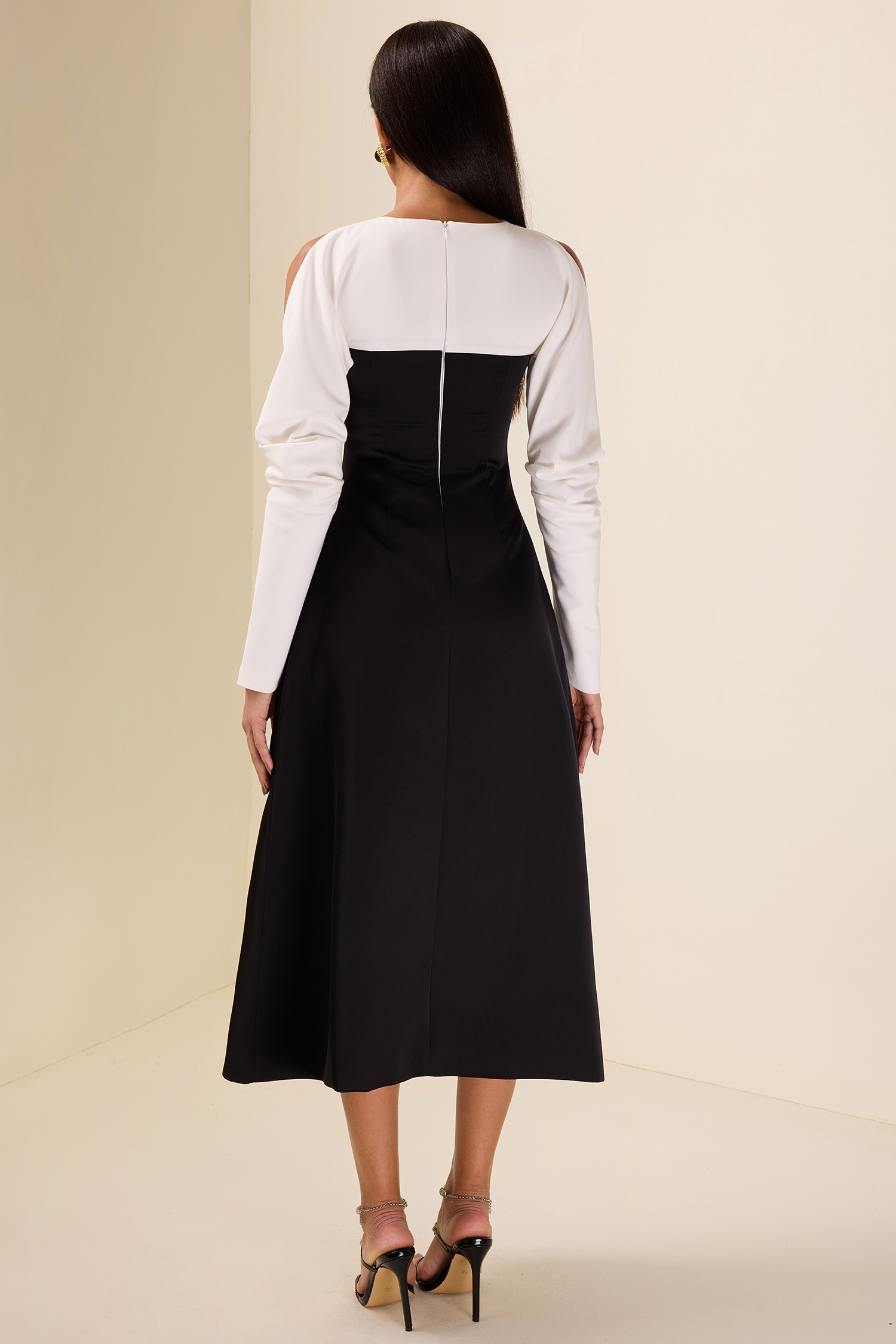 Contrast Color Long Sleeve Midi Dress