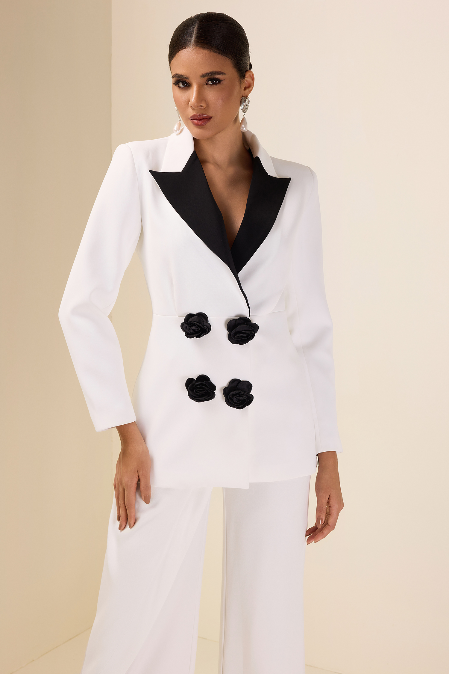 3D Flower Contrast Color Blazer