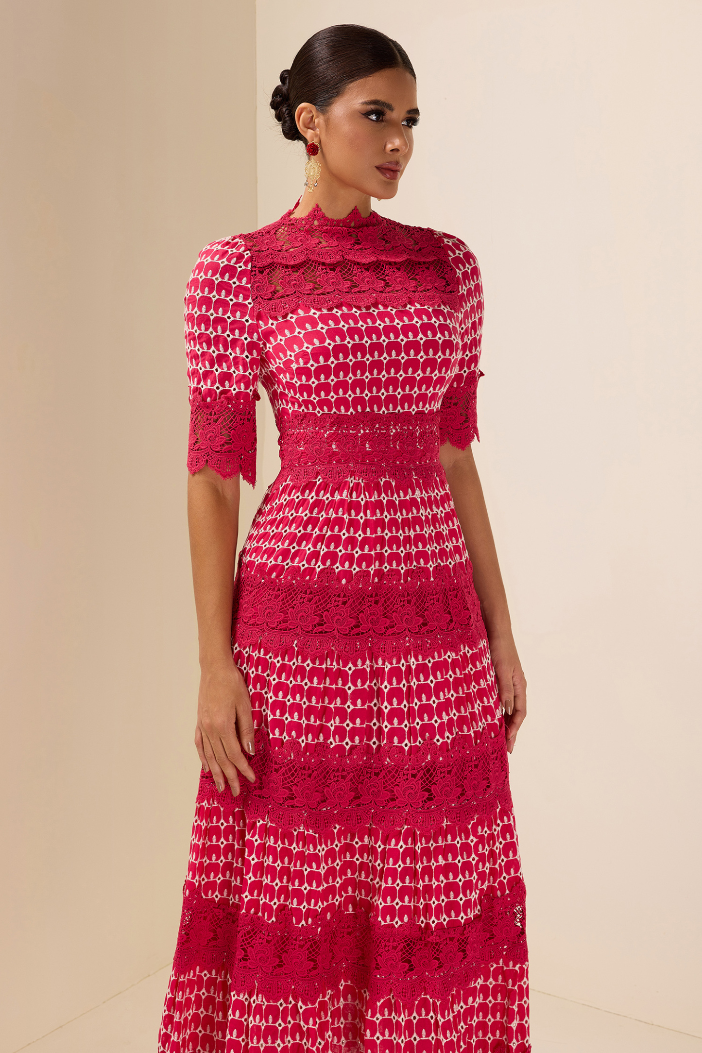 Lace Embroidery Short Sleeve Midi Dress