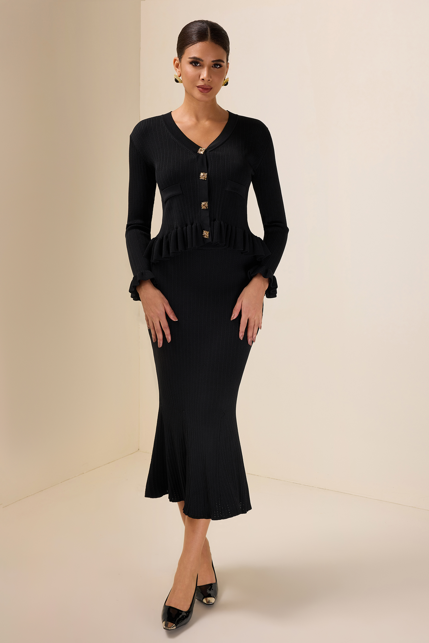 Solid Metal Button Top ＆ High Waist Knit Midi Skirt Set