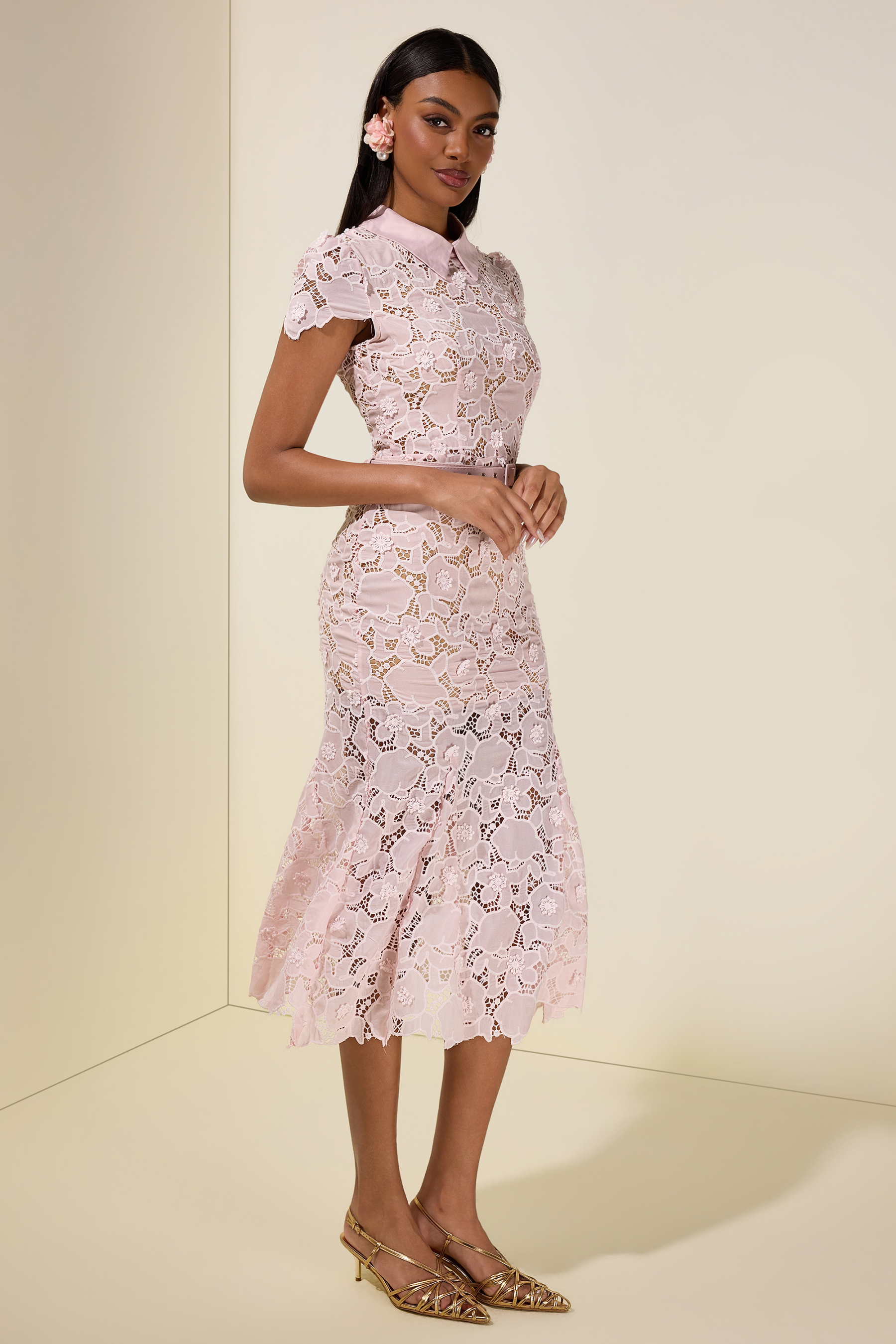Lace Flapped Midi Dress With Belt