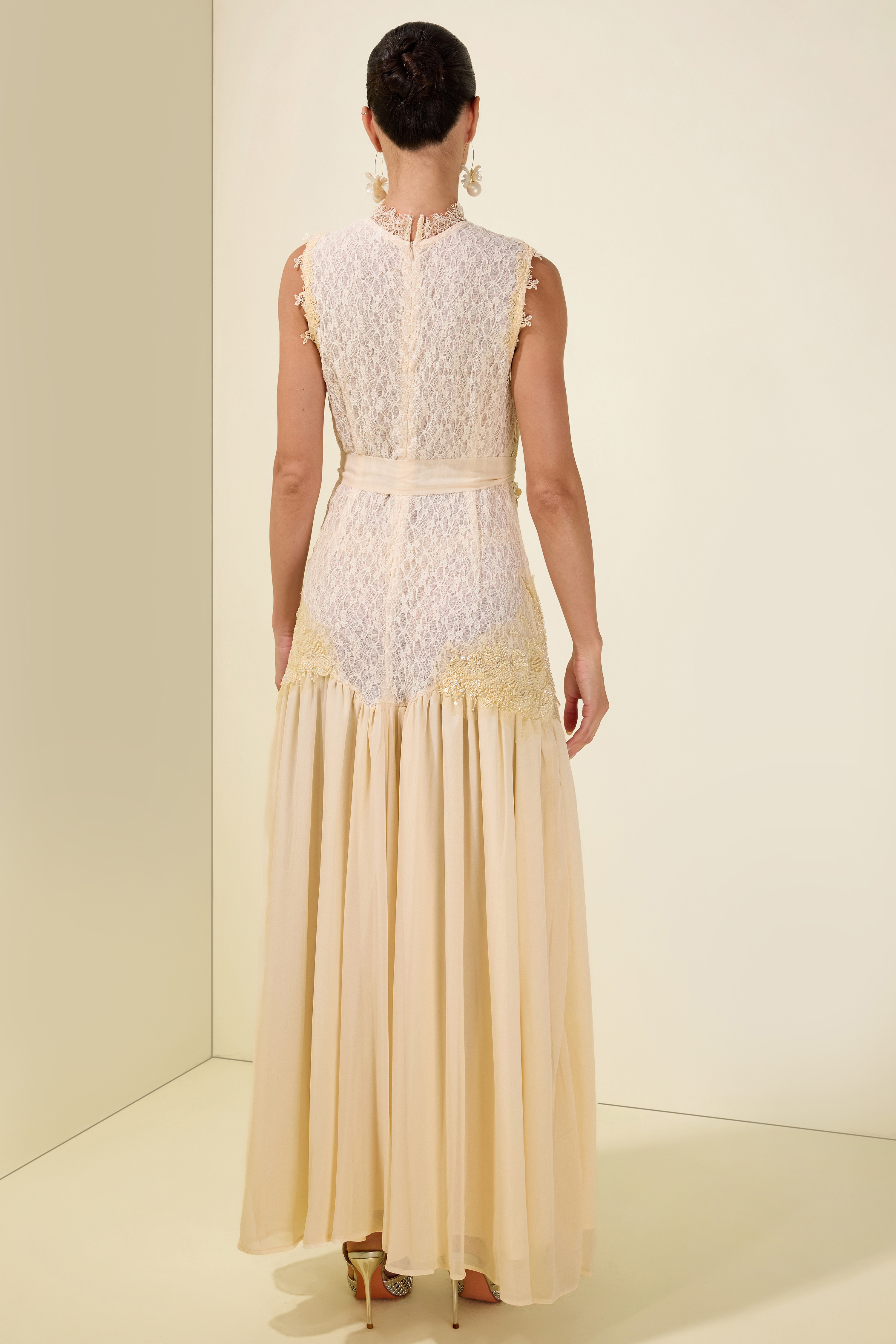 Lace Floral Sleeveless With Belt Midi Dress