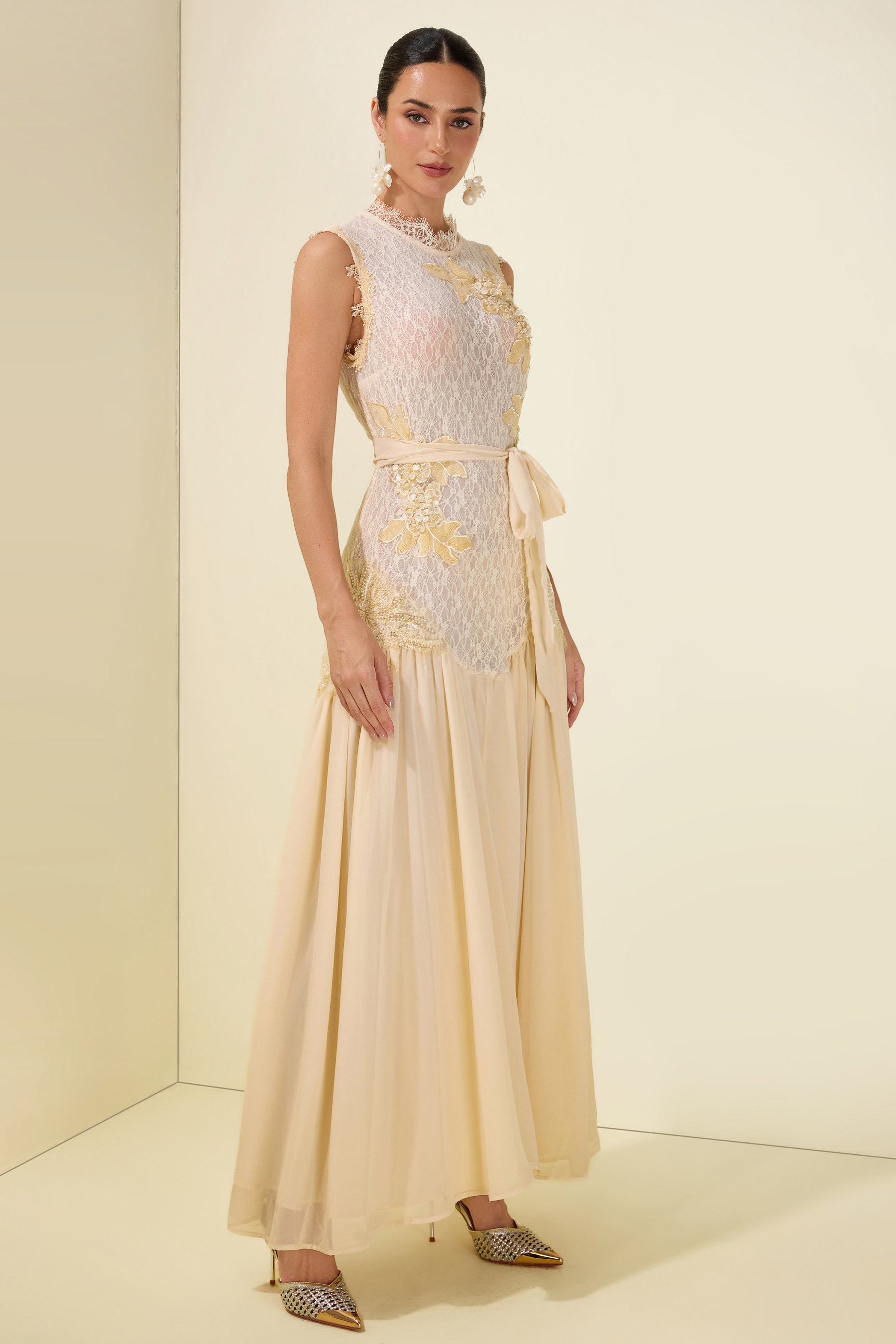Lace Floral Sleeveless With Belt Midi Dress