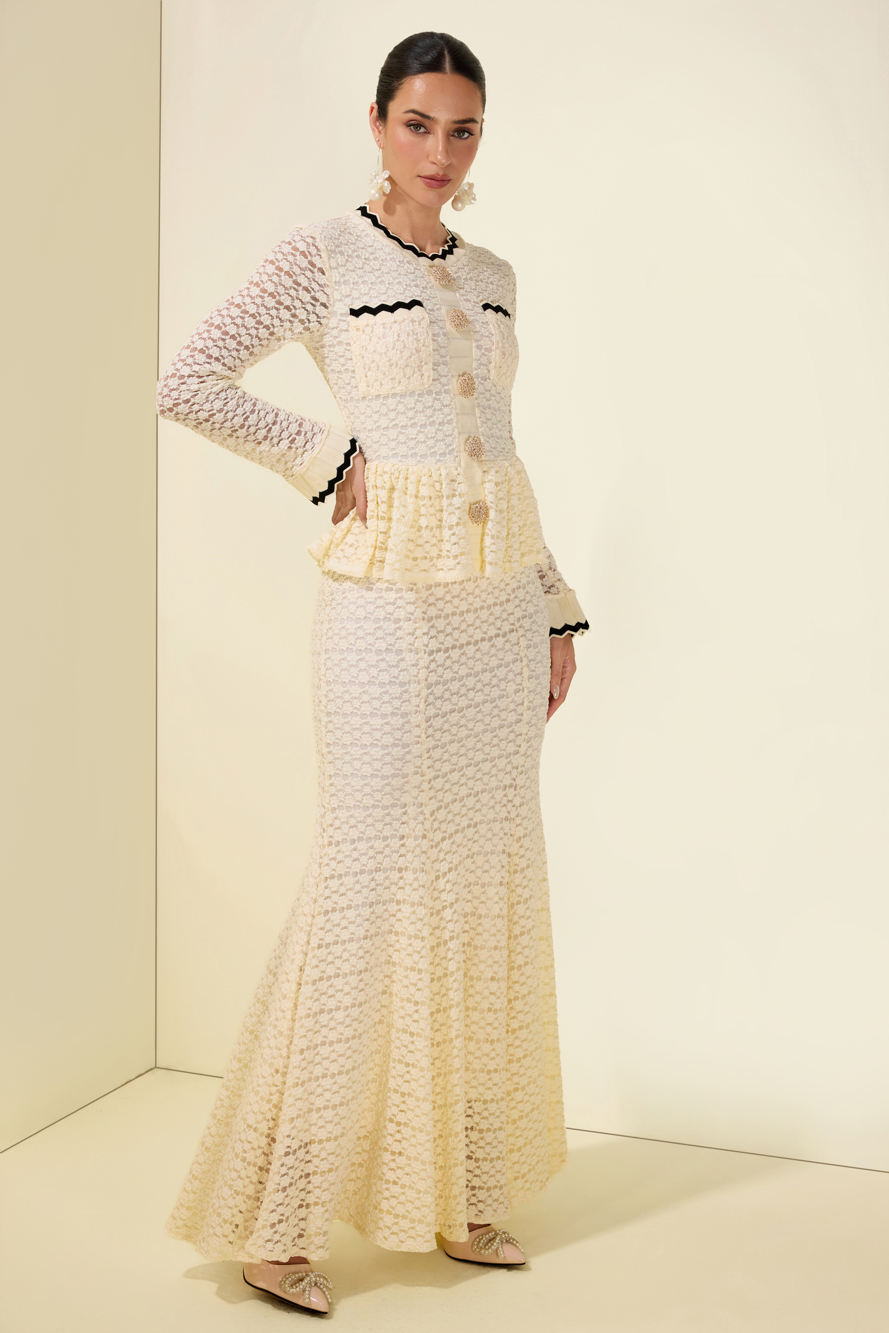Contrast Color Ruffle Pearl Button Midi Dress