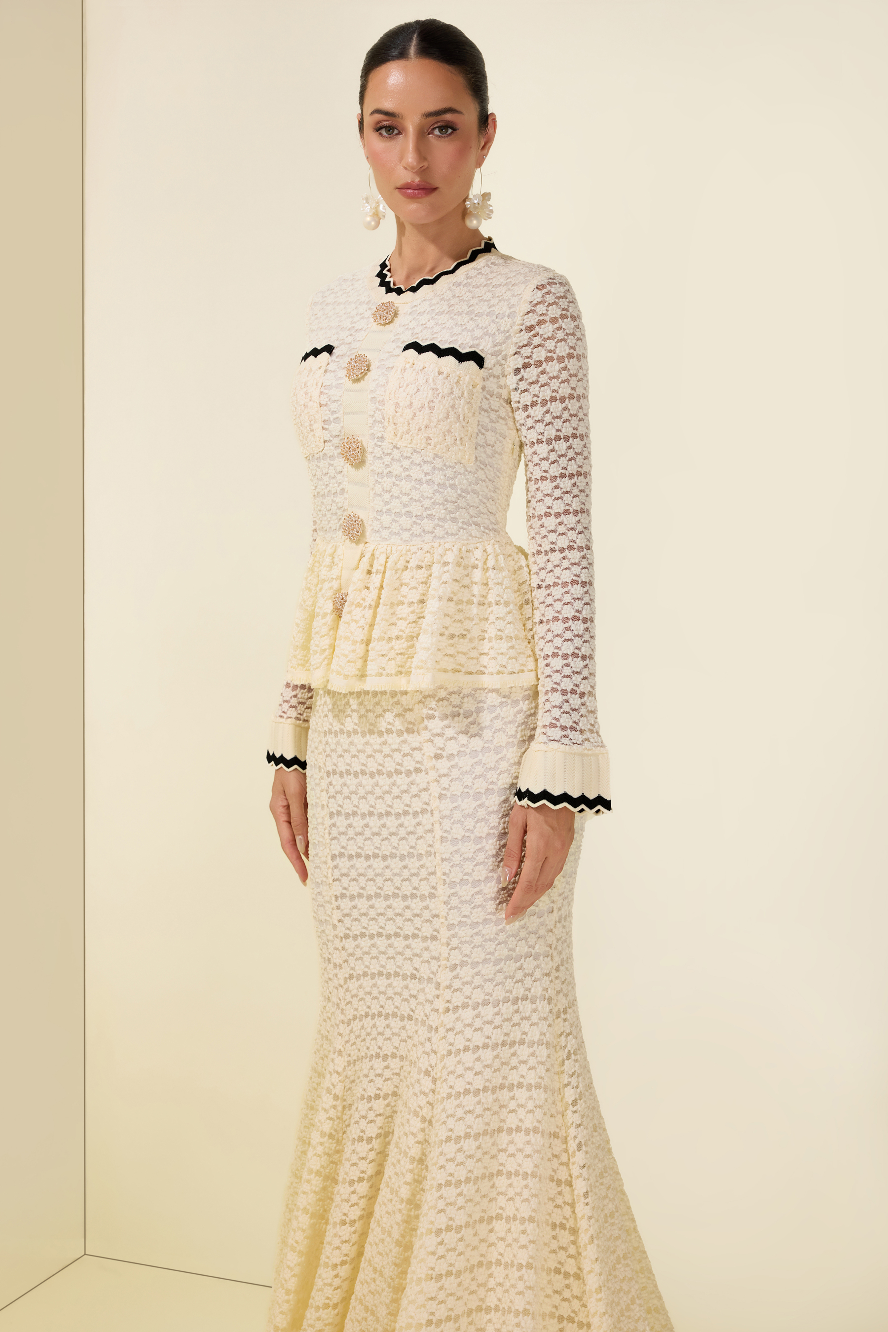 Contrast Color Ruffle Pearl Button Midi Dress