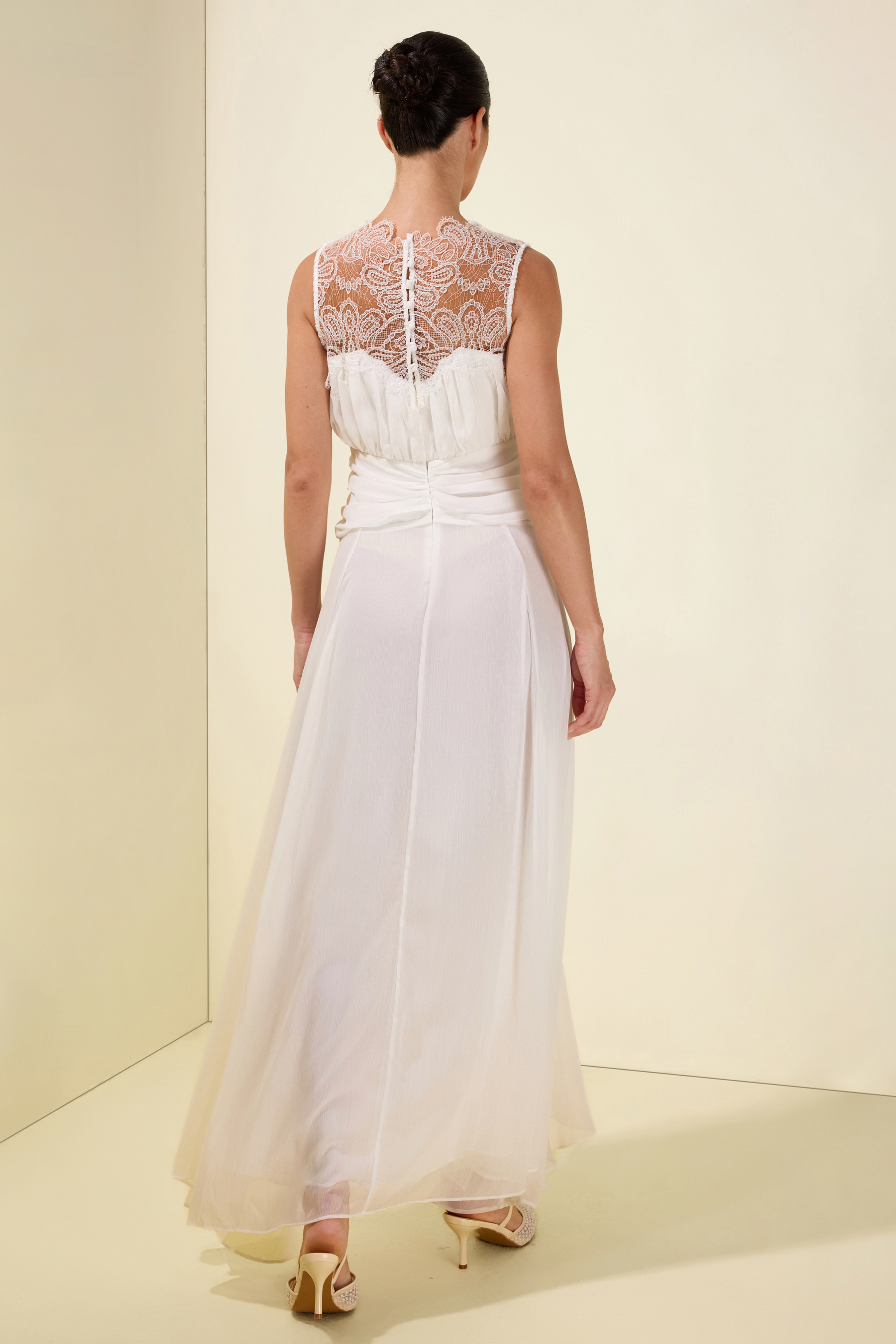 Lace Gathering Sleeveless Maxi Dress