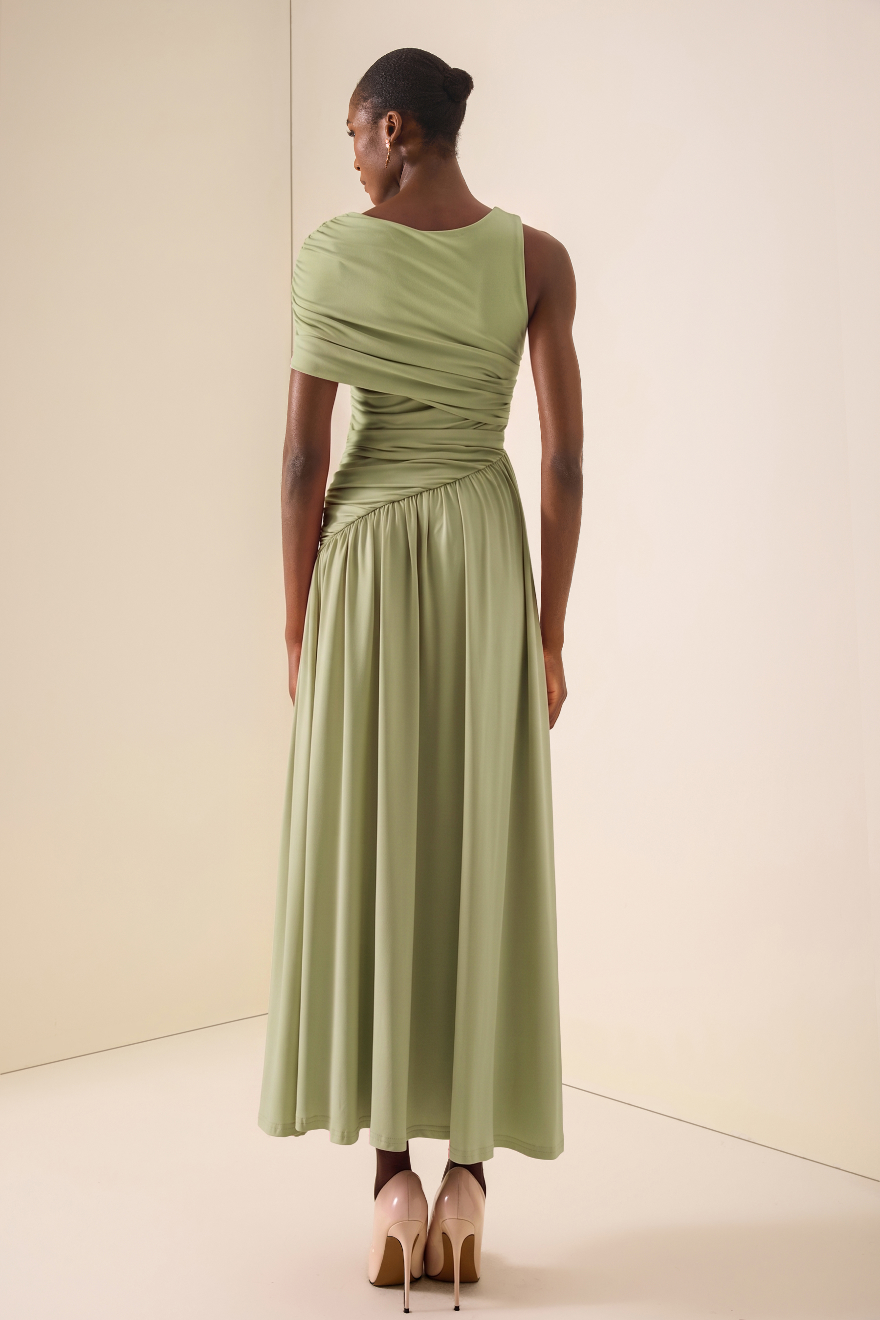 Solid Ruched Asymmetric Maxi Dress