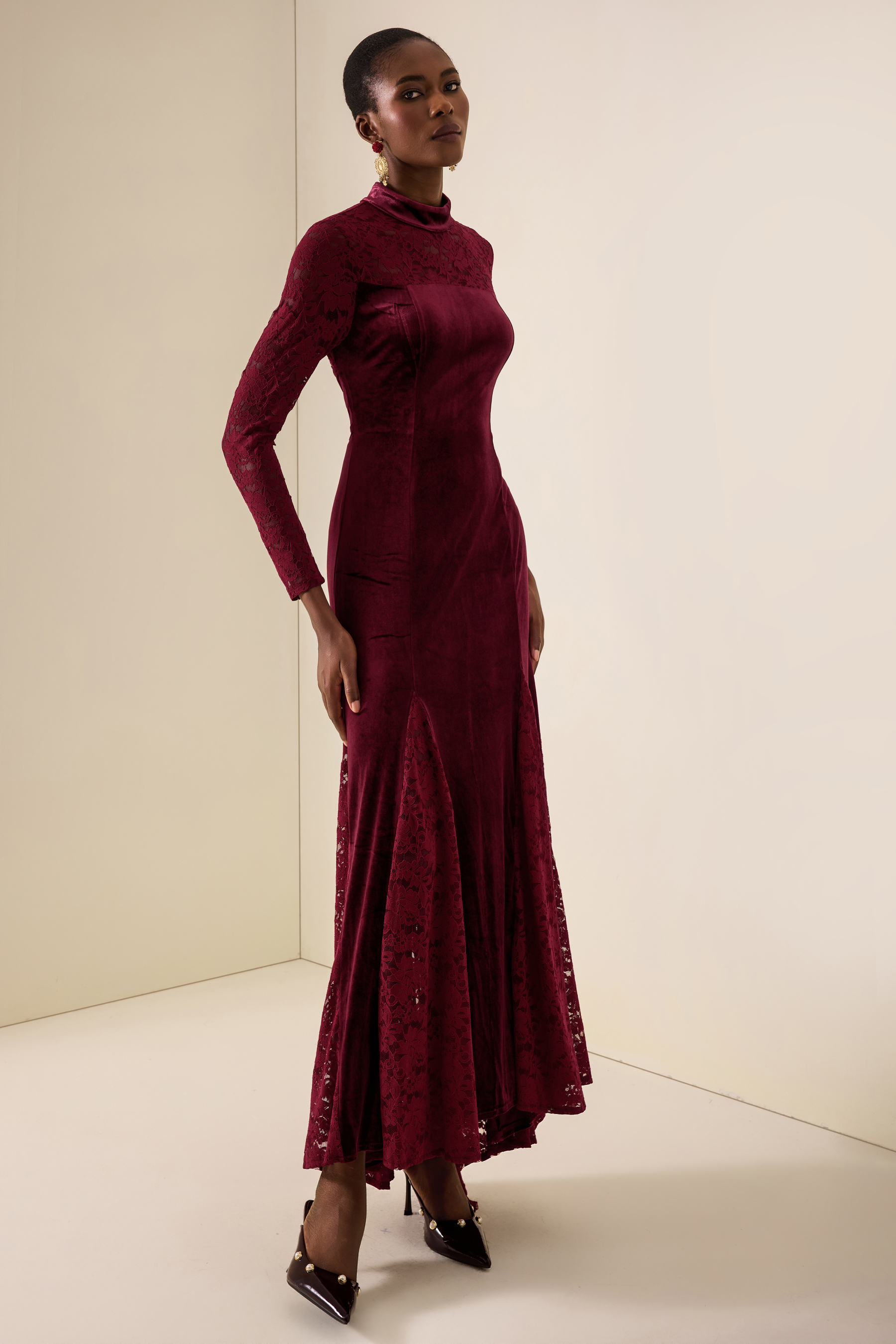 Lace Splicing Velvet Maxi Dress
