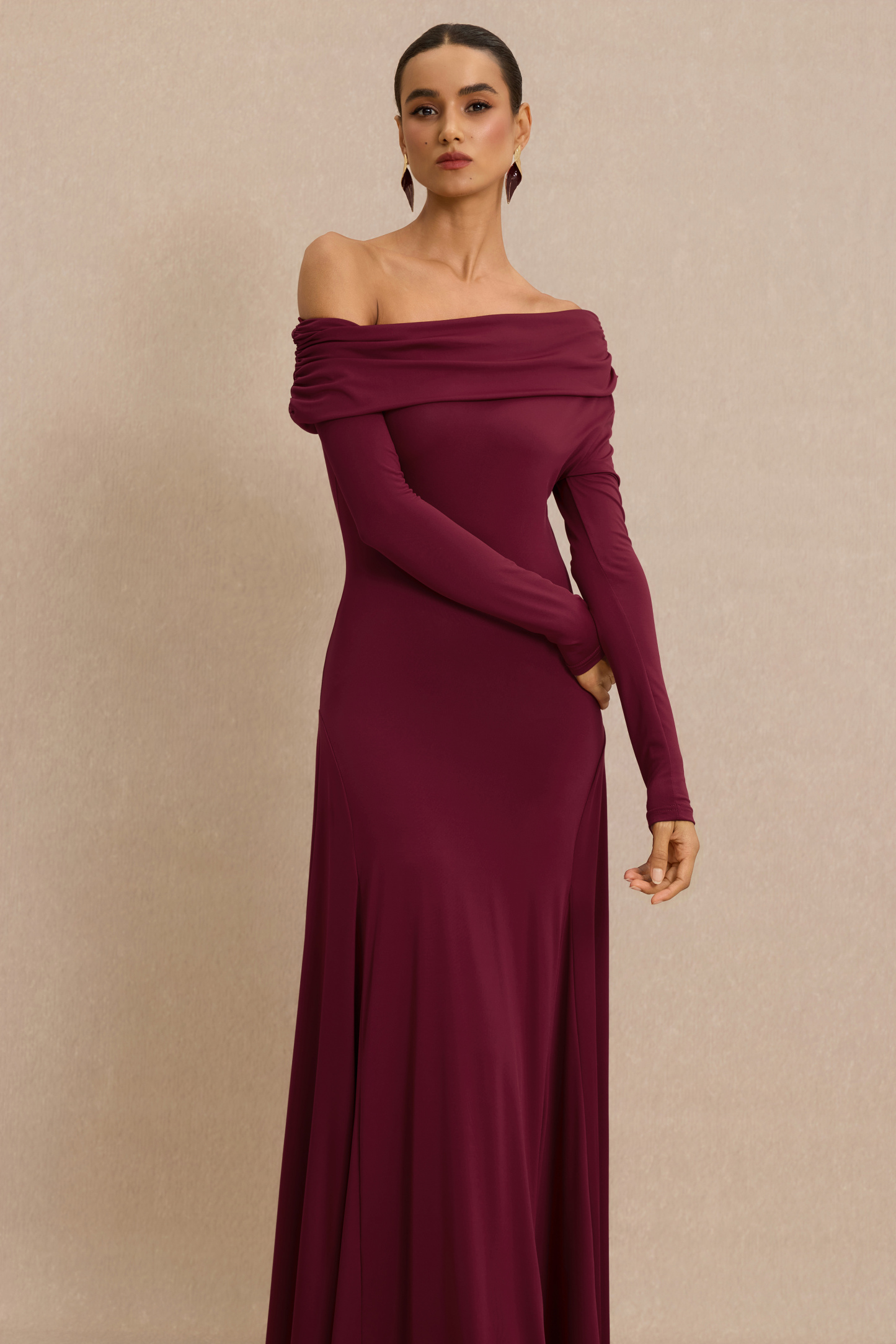 Solid Skew Collar Gathering Maxi Dress