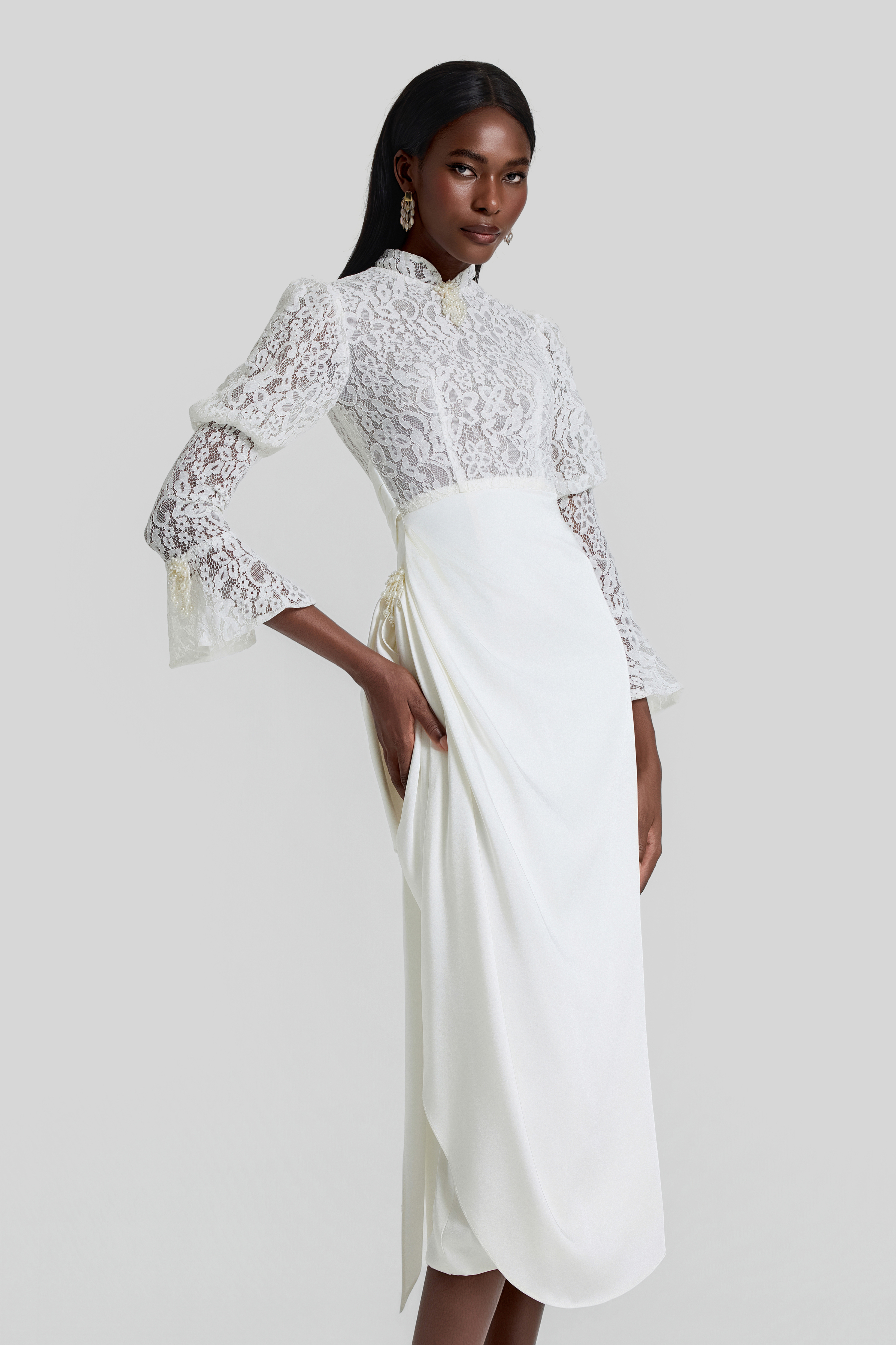 Lace Splicing Pleated Midi Dress