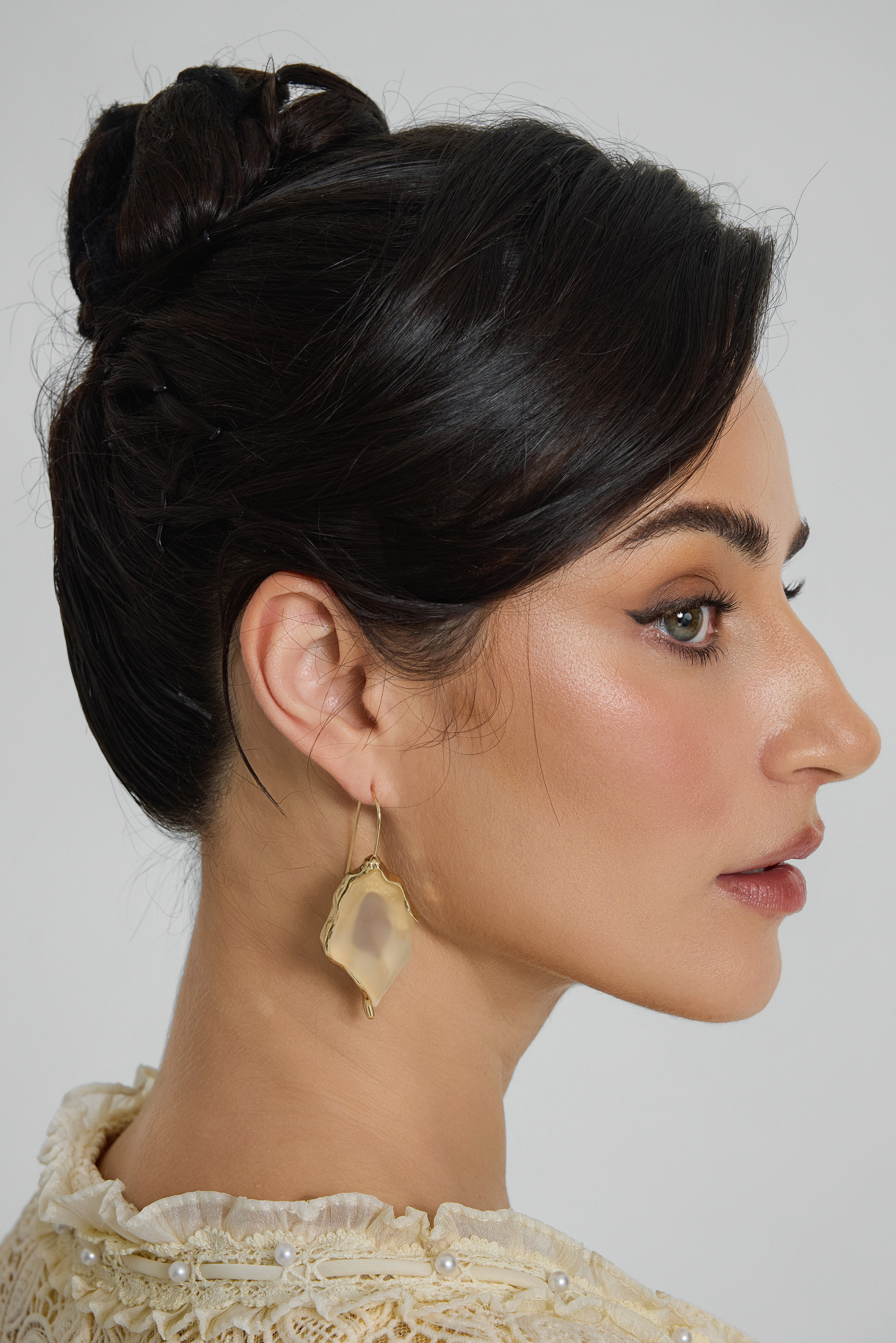 Metal Resin Leaves Earrings