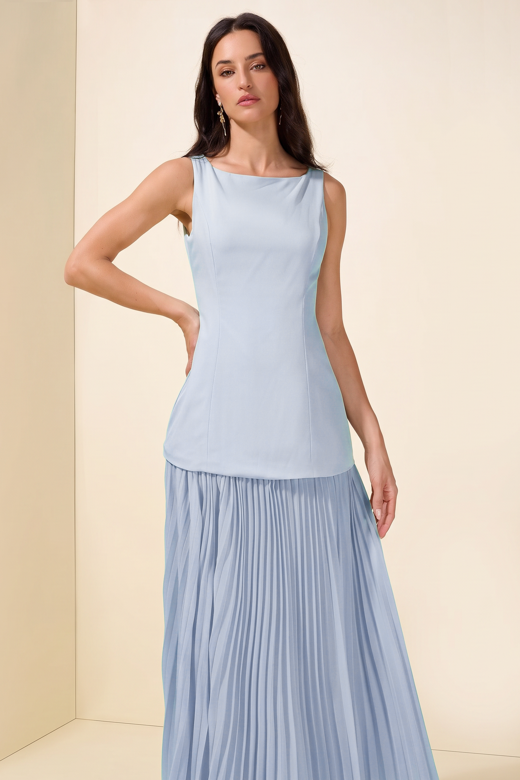 Solid Pleated Sleeveless Maxi Dress