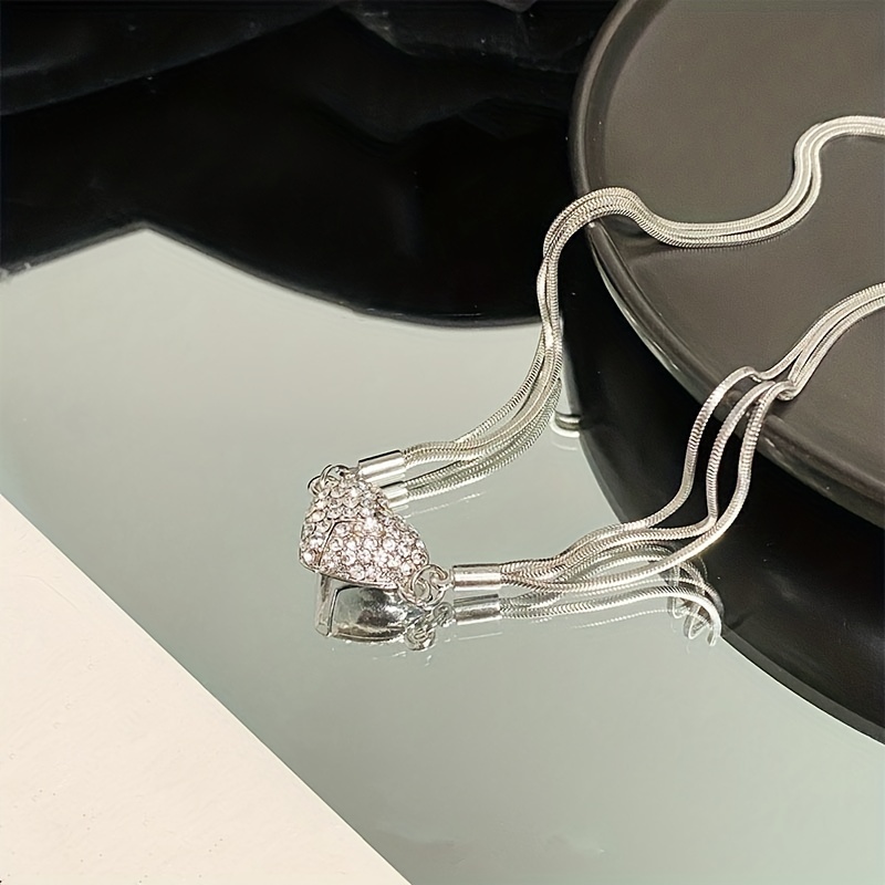 🎁 50% sleva na všechny produkty ! 🌈Vynikající design Stylový luxusní magnetický vícevrstvý náhrdelník ve tvaru srdce💫