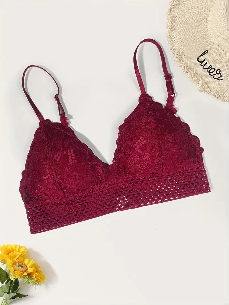 Virágos csipke kivágású csipkés melltartó