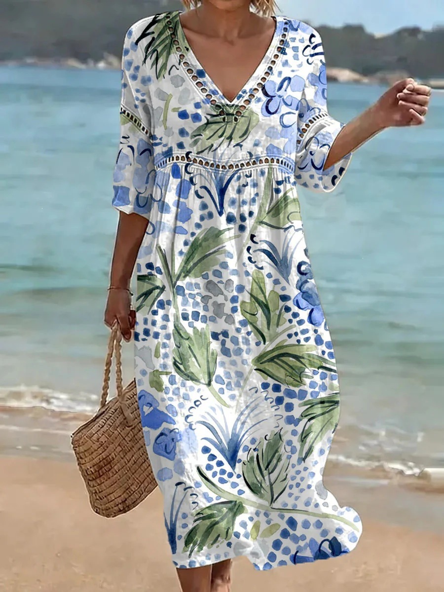 Robe confortable pour femme, confectionnée dans un mélange de coton et de lin imprimé.
