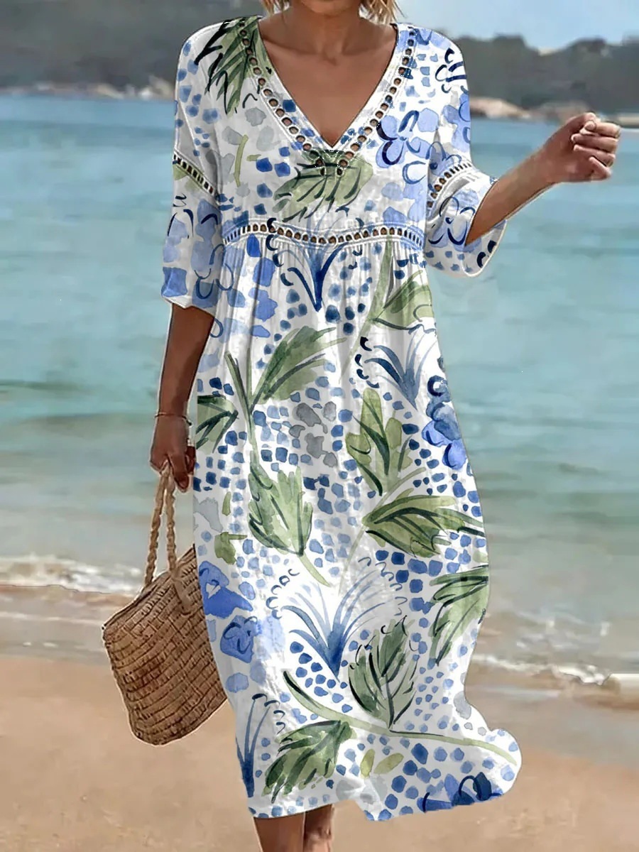 Robe confortable pour femme, confectionnée dans un mélange de coton et de lin imprimé.