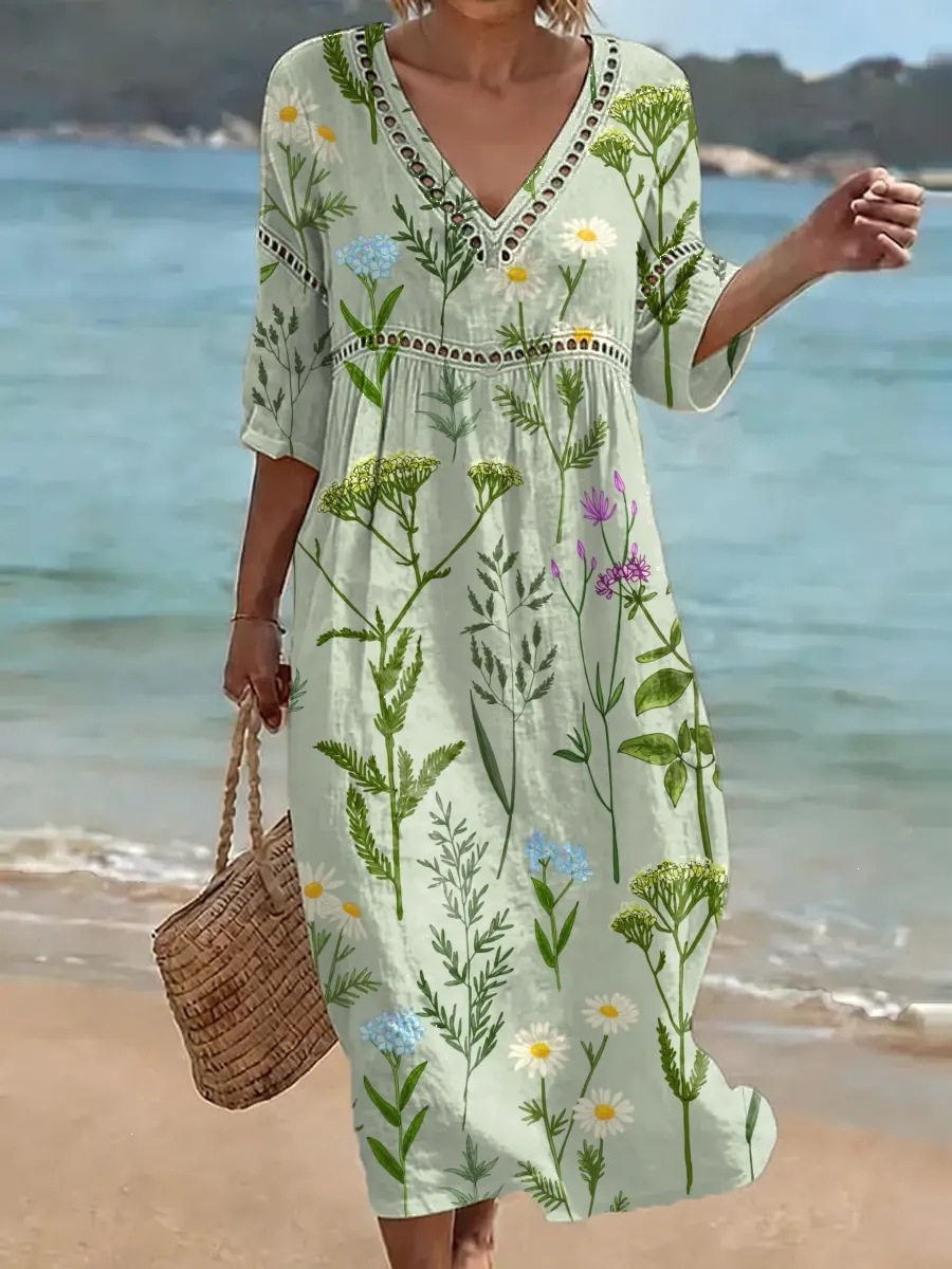 Robe confortable pour femme, confectionnée dans un mélange de coton et de lin imprimé.