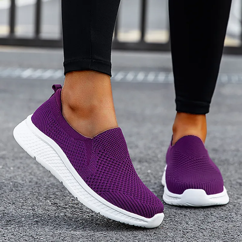 Soft Sole Breathable Mesh Walking Shoes