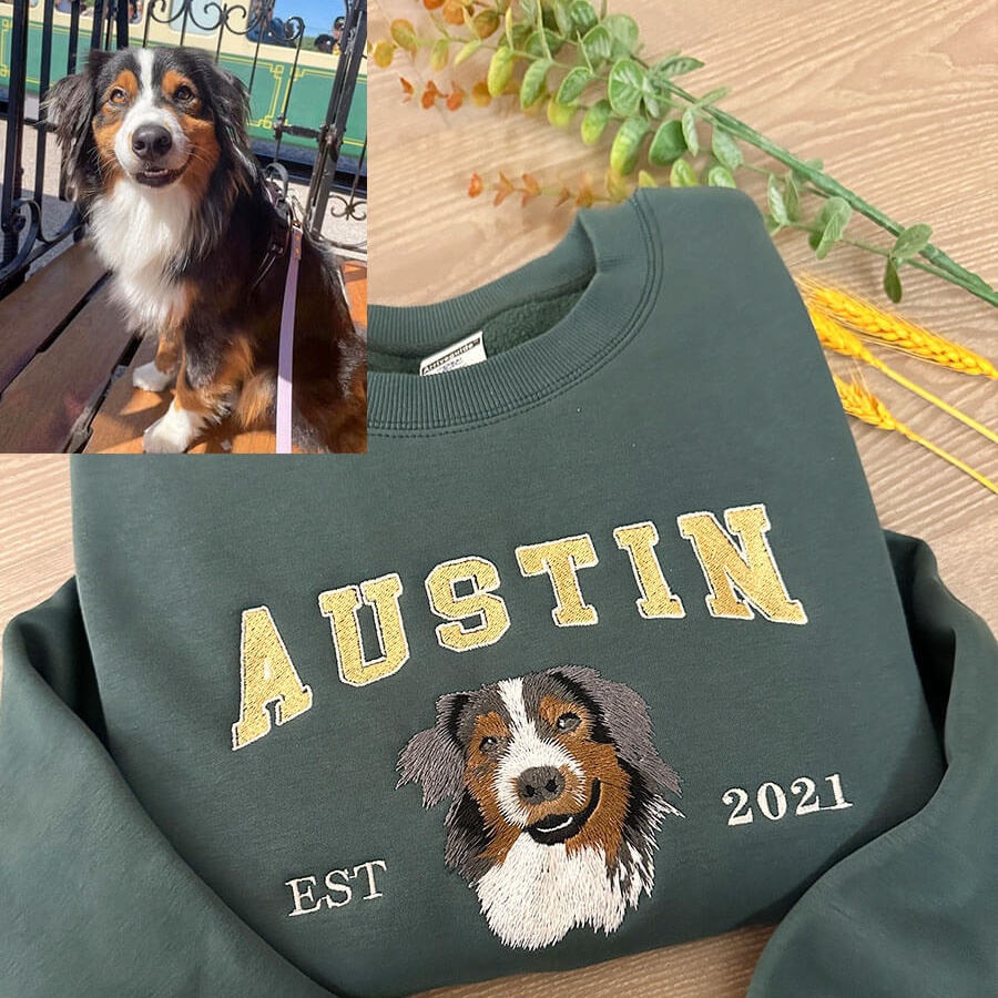 Custom Embroidered Sweatshirt With Pet Portrait – Artloverhouse