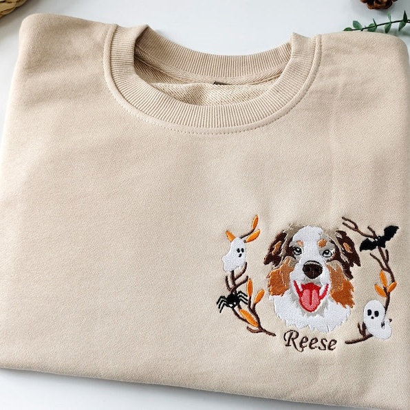 🎃🐾Custom Embroidered Halloween Dog Sweatshirt from Your Photo with Wreath | Halloween Gift
